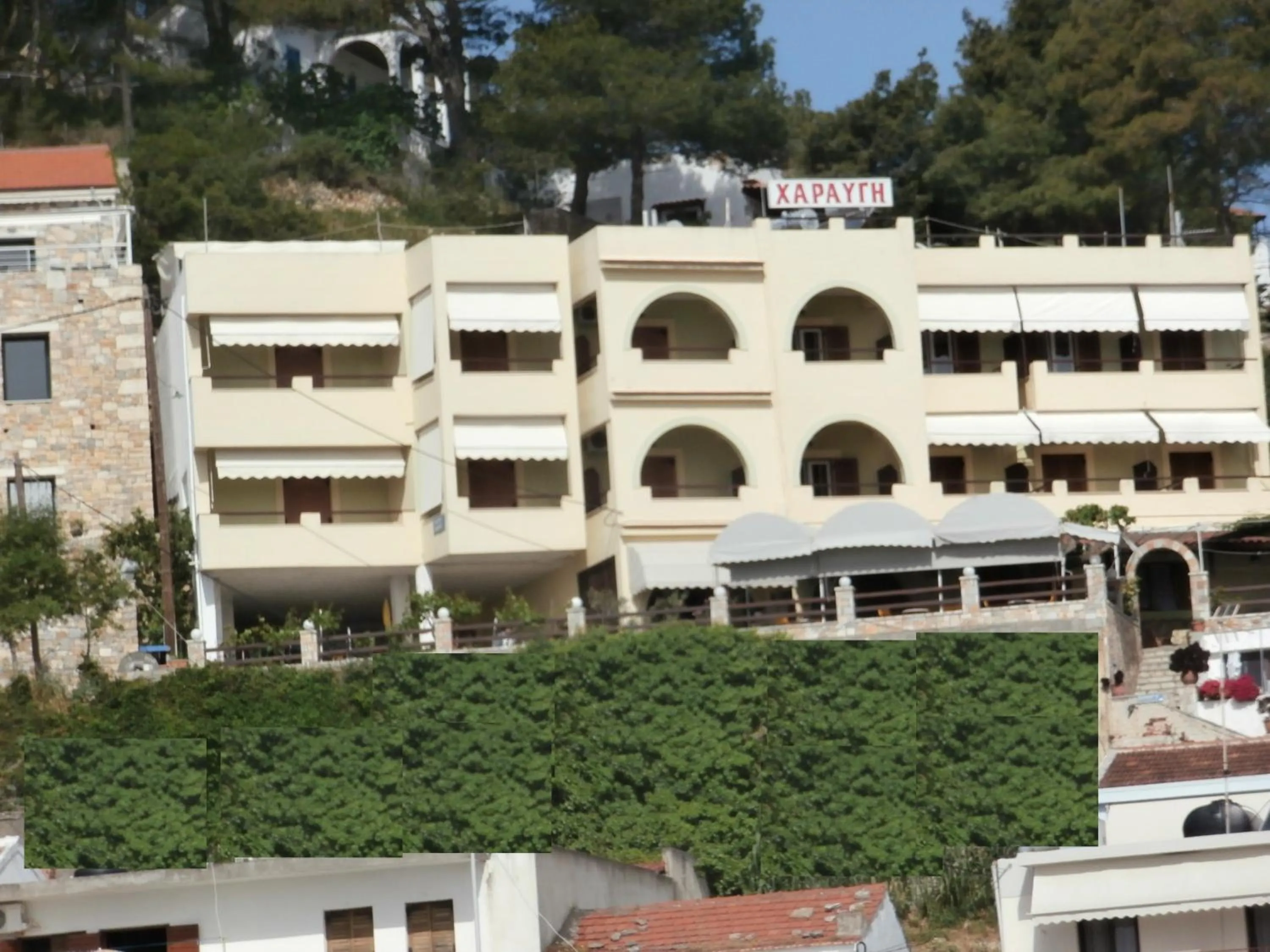 Property building in Haravgi Hotel