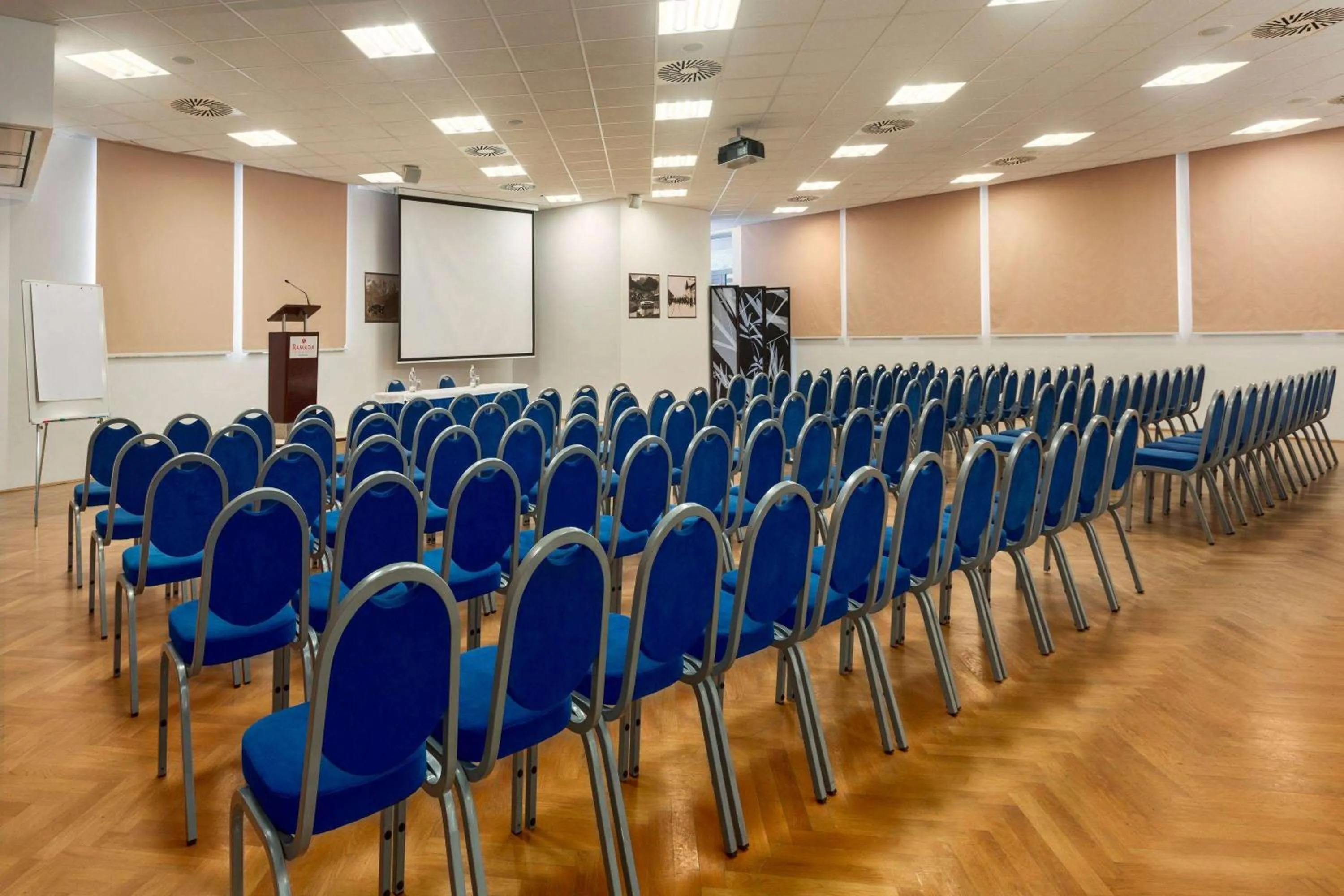 Meeting/conference room in Ramada Resort Kranjska Gora