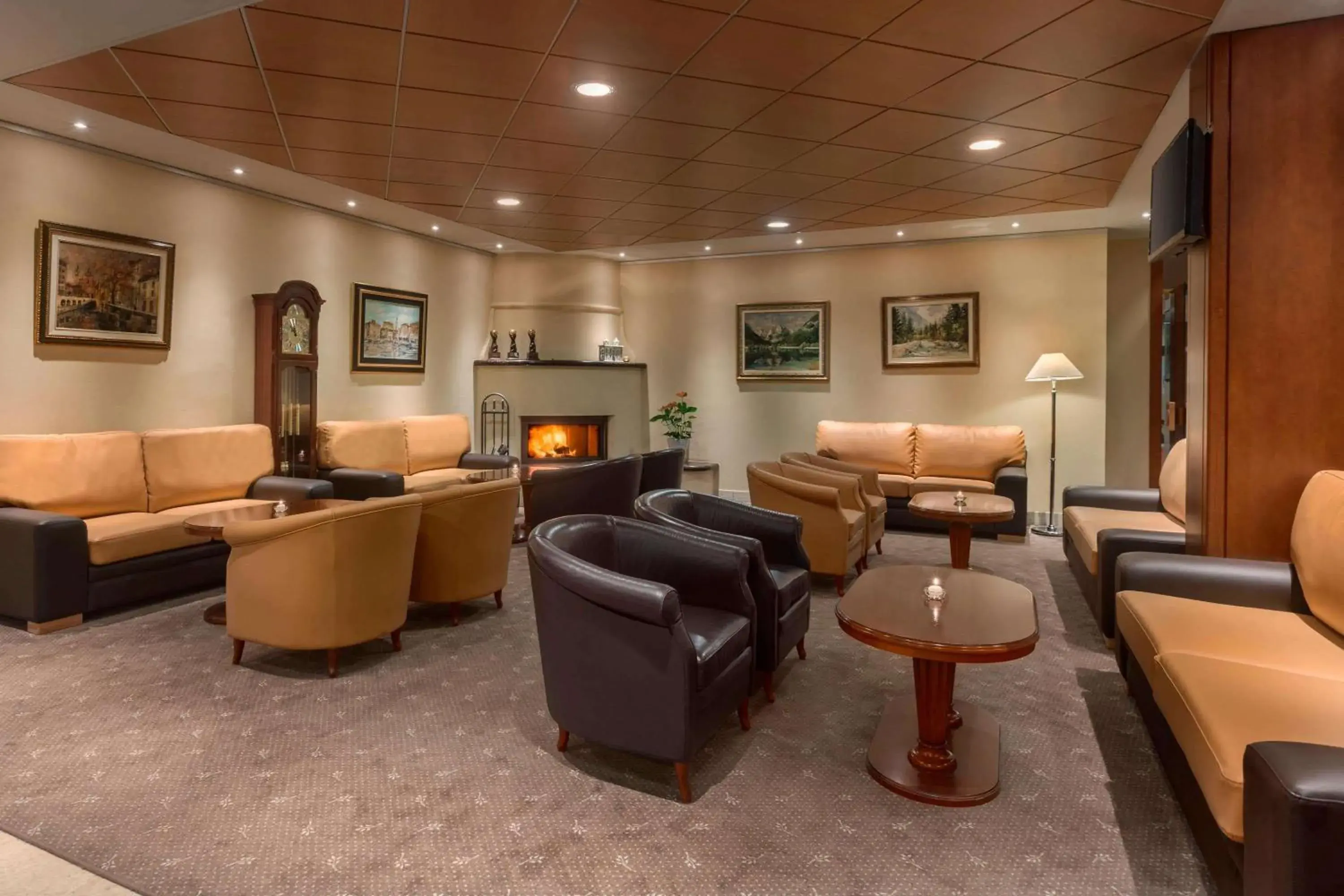 Lobby or reception in Ramada Resort Kranjska Gora Lobby or reception in Ramada Resort Kranjska Gora