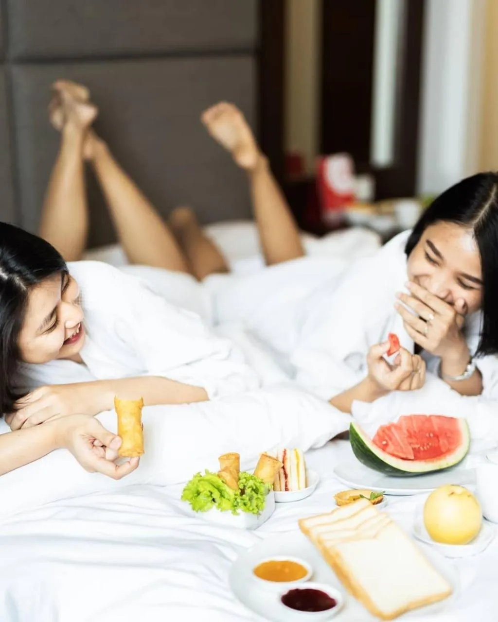 Breakfast, Bed in Horison Emerald Timoho Yogyakarta