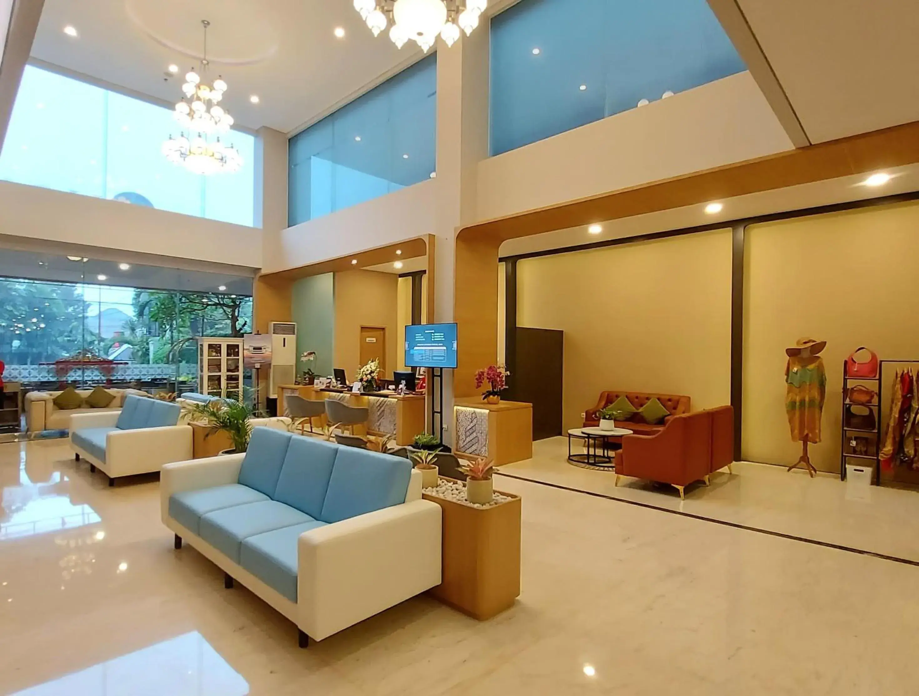 Lobby or reception in Horison Emerald Timoho Yogyakarta Lobby or reception in Horison Emerald Timoho Yogyakarta
