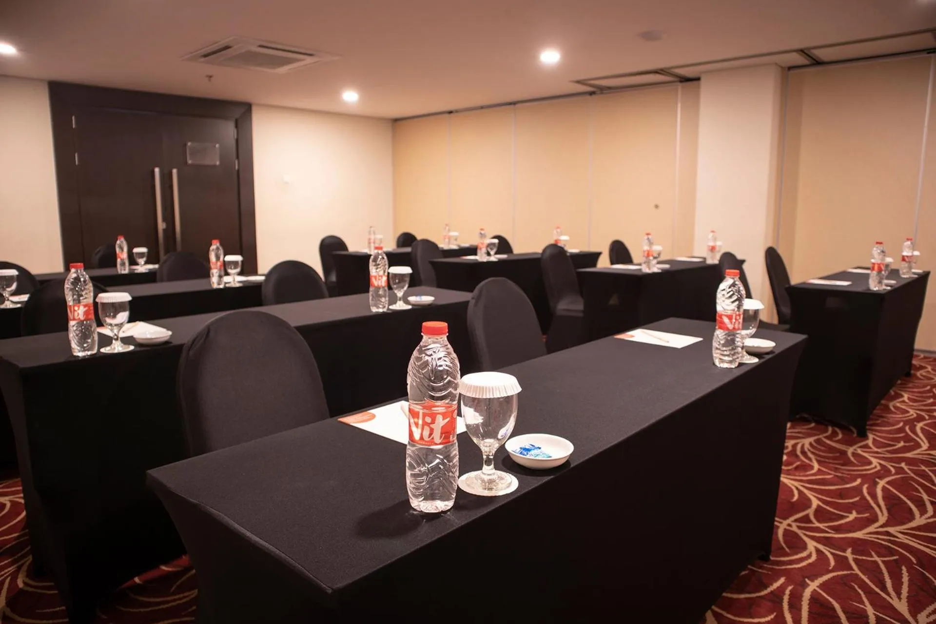 Meeting/conference room in Horison Emerald Timoho Yogyakarta