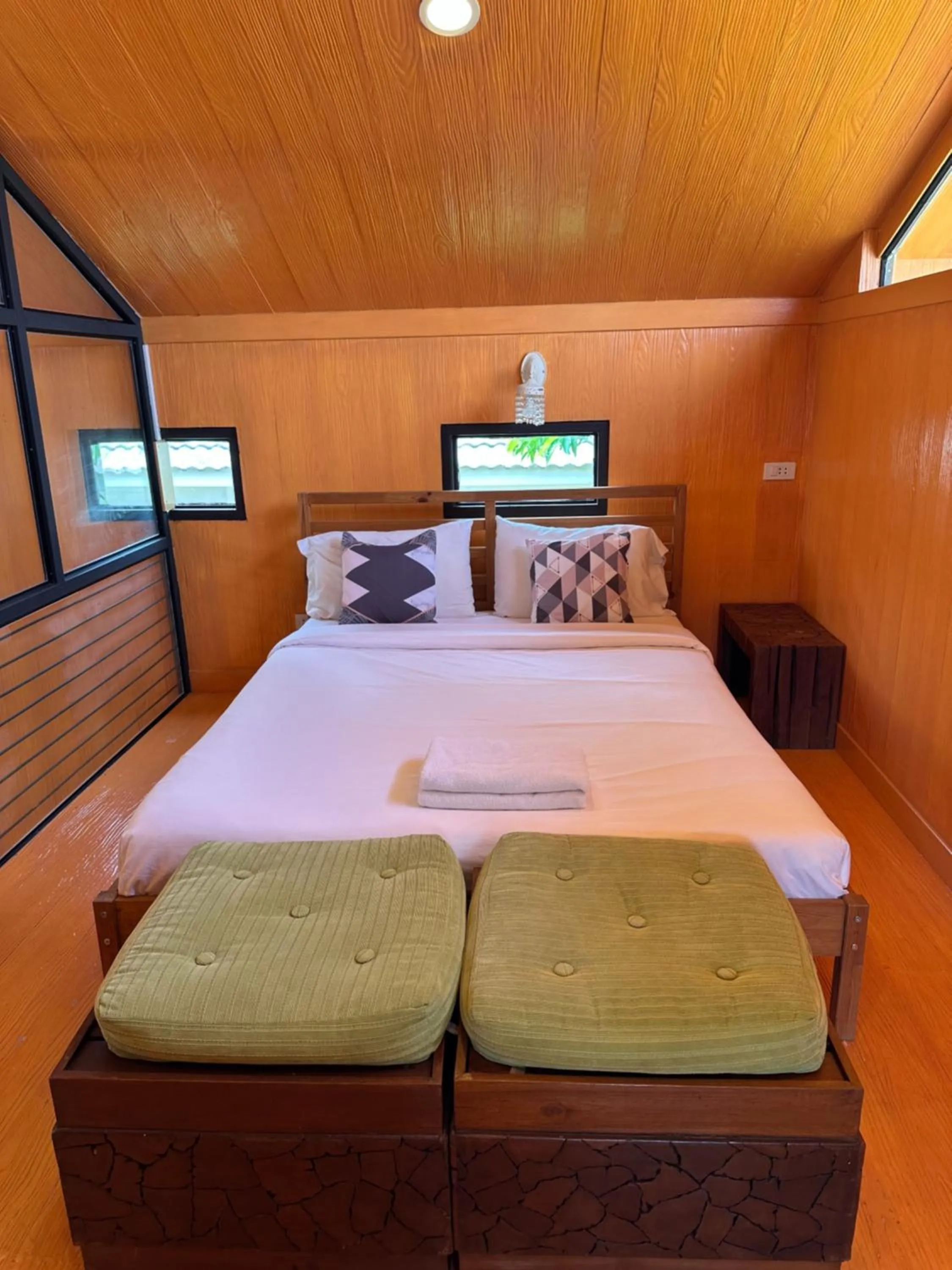 Bed in Blue Sky Villa Khao Yai