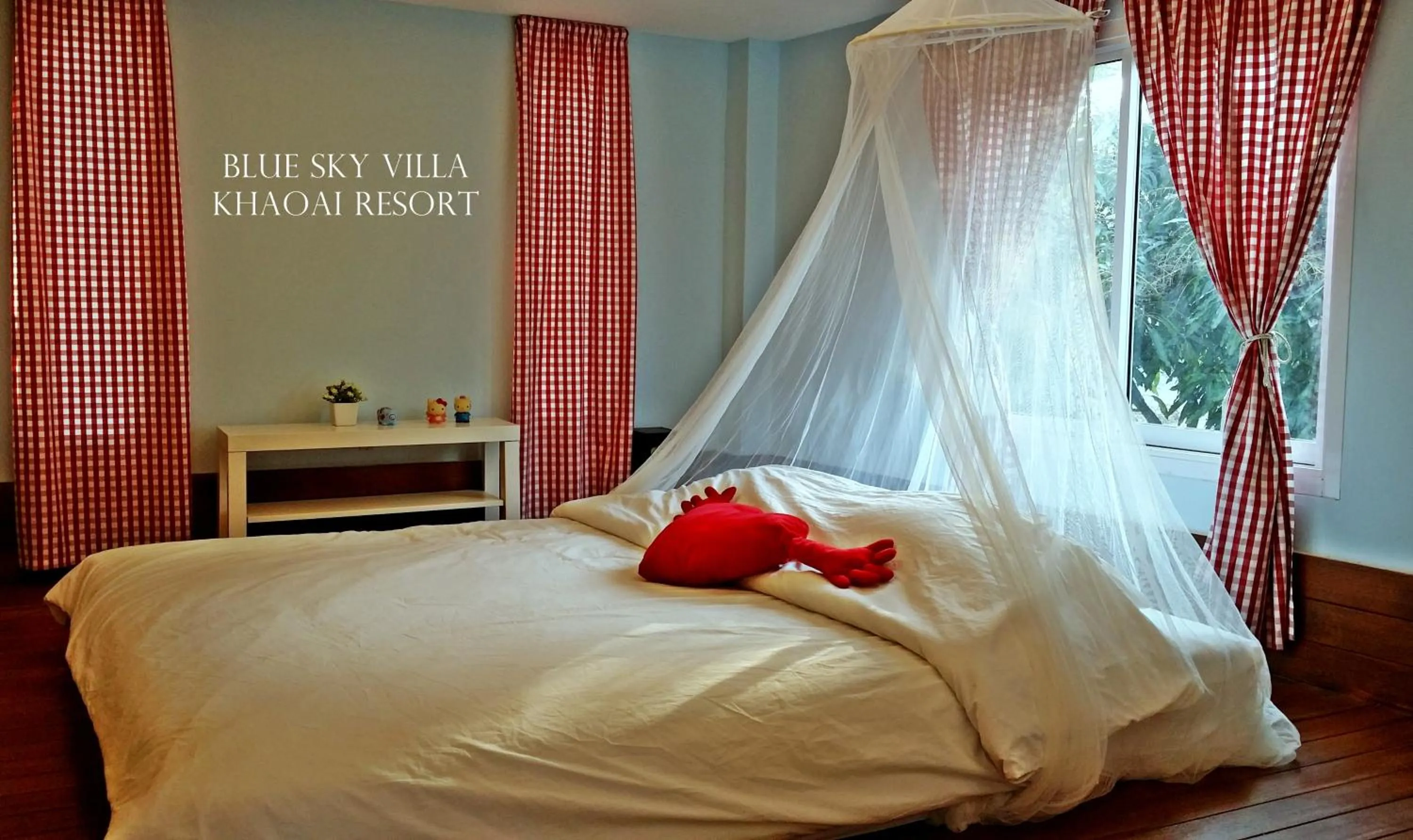 Bed in Blue Sky Villa Khao Yai