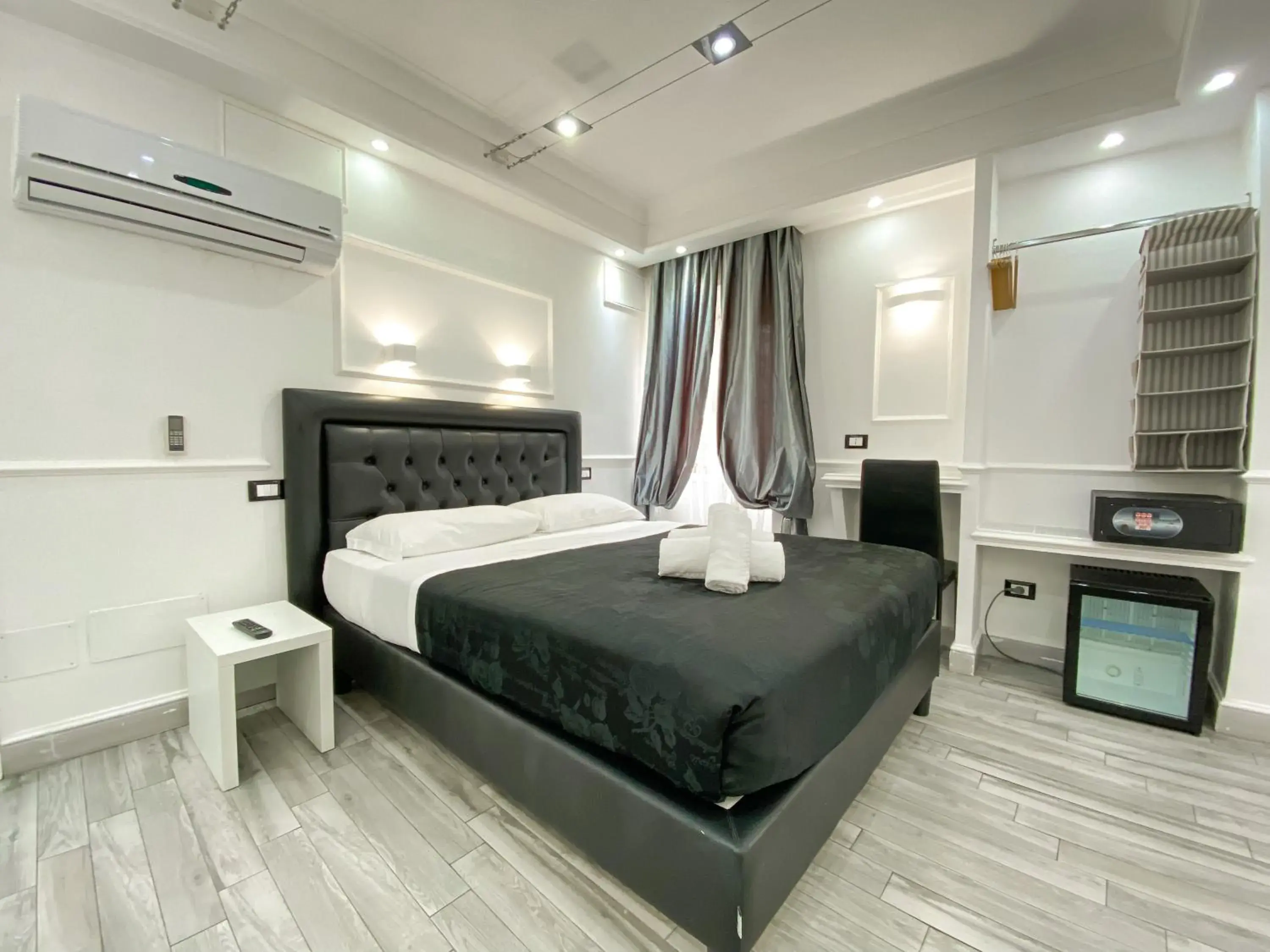 Bedroom, Bed in Locanda Parlamento Bedroom, Bed in Locanda Parlamento