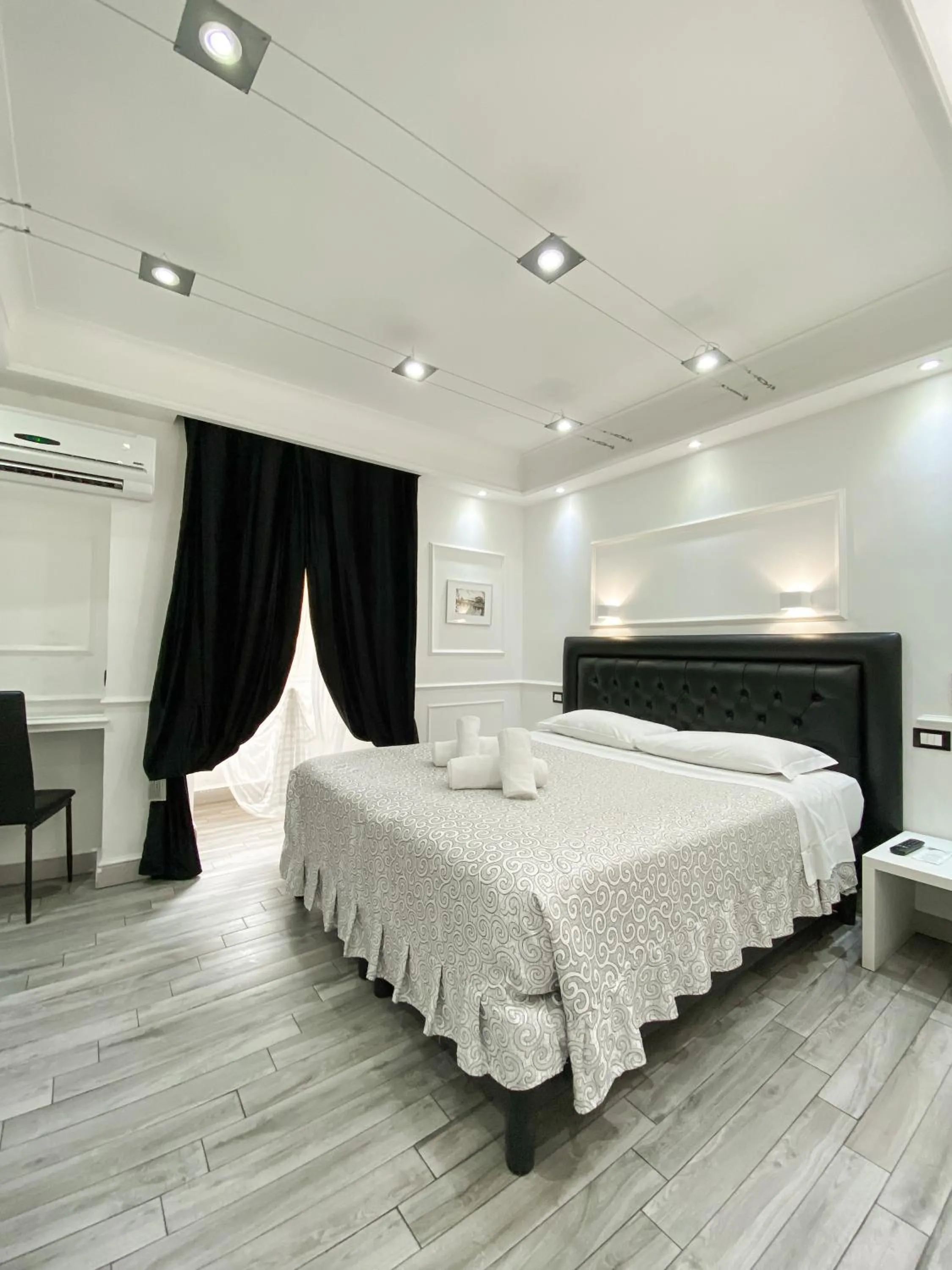 Bedroom, Bed in Locanda Parlamento