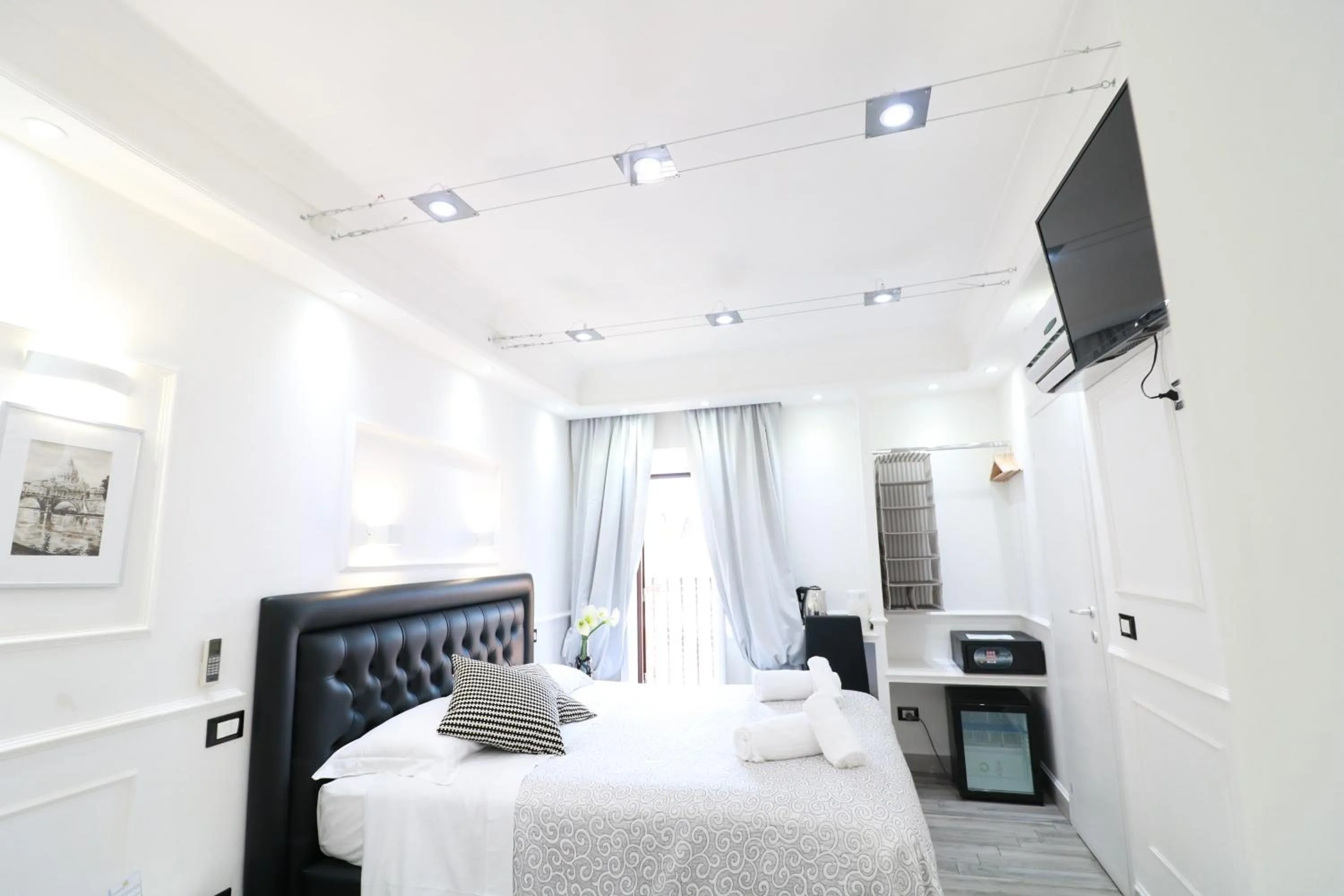 Bedroom, Bed in Locanda Parlamento