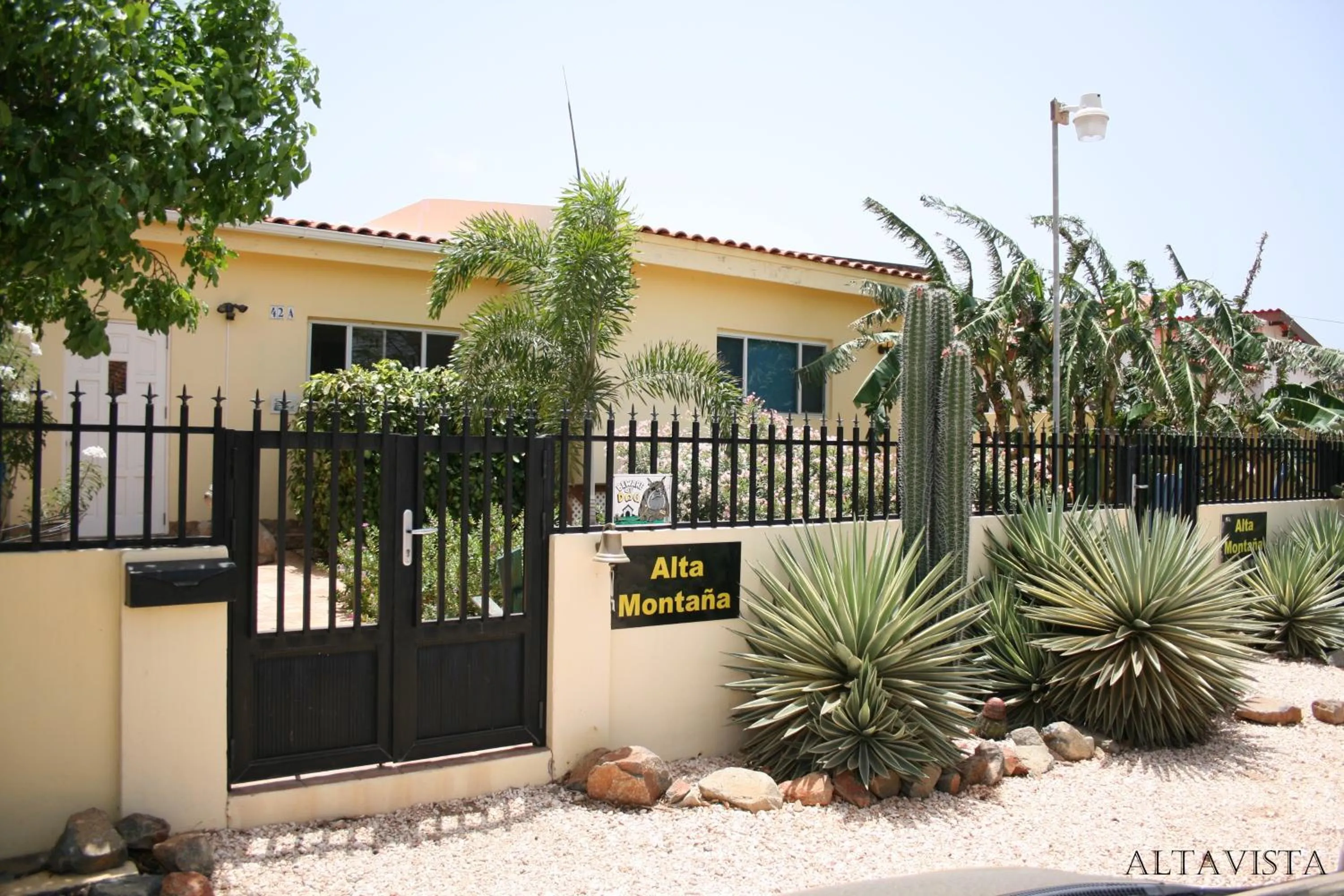 Garden view in Alta Montaña
