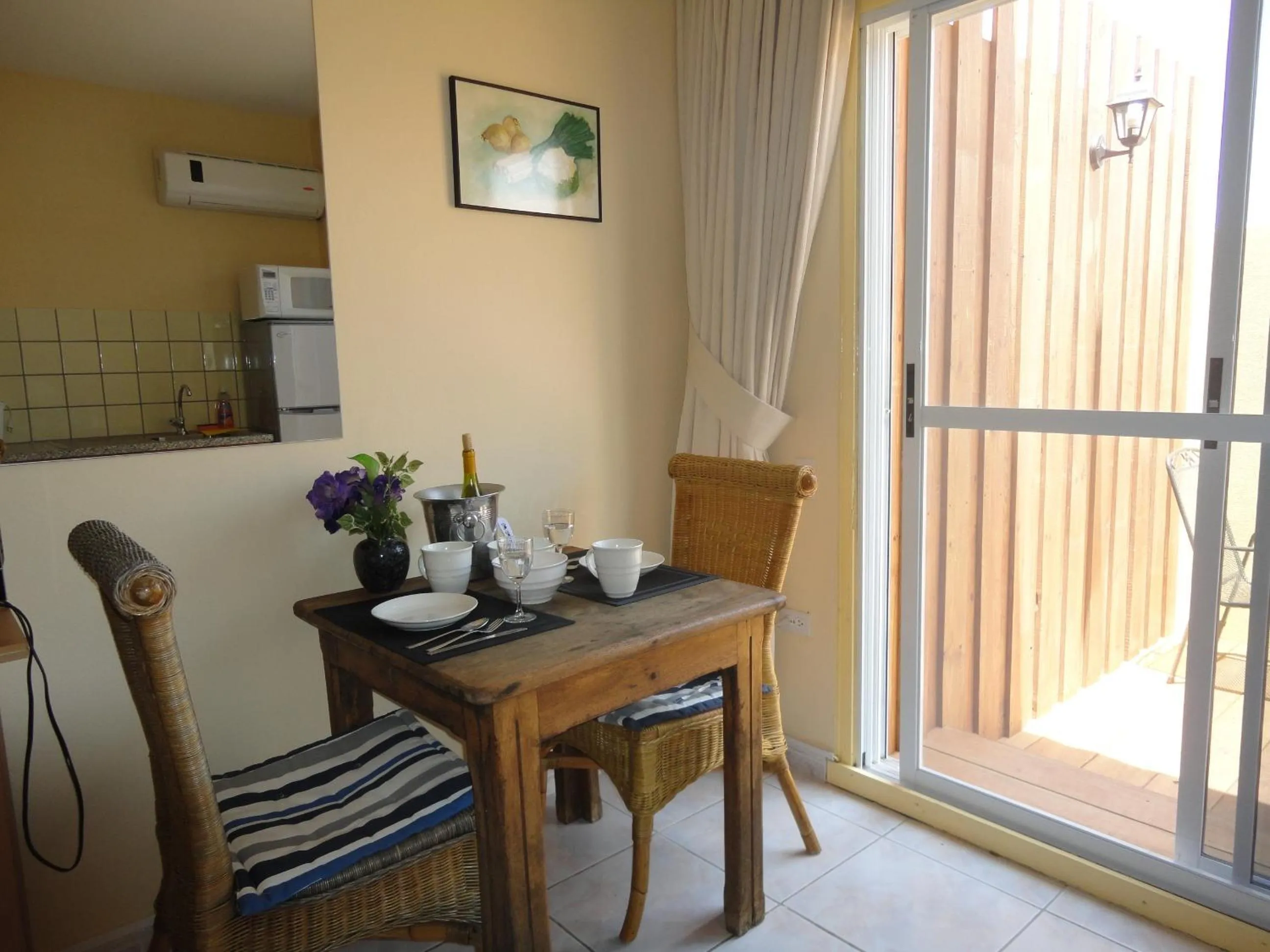 Dining area in Alta Montaña