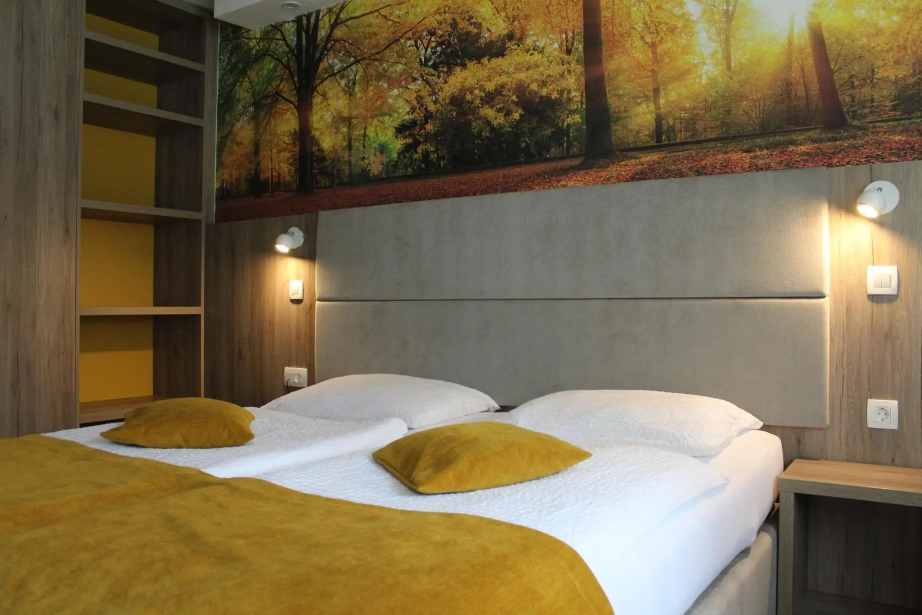 Superior Quadruple Room - Separate Entrance in Hotel Alpina Superior Quadruple Room - Separate Entrance in Hotel Alpina