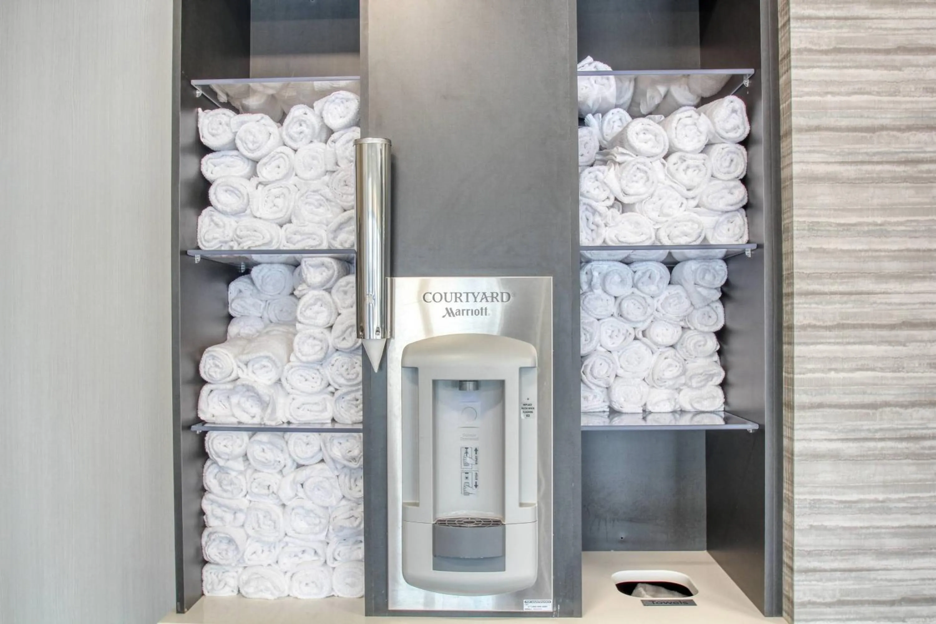 Area and facilities in Courtyard by Marriott Fargo