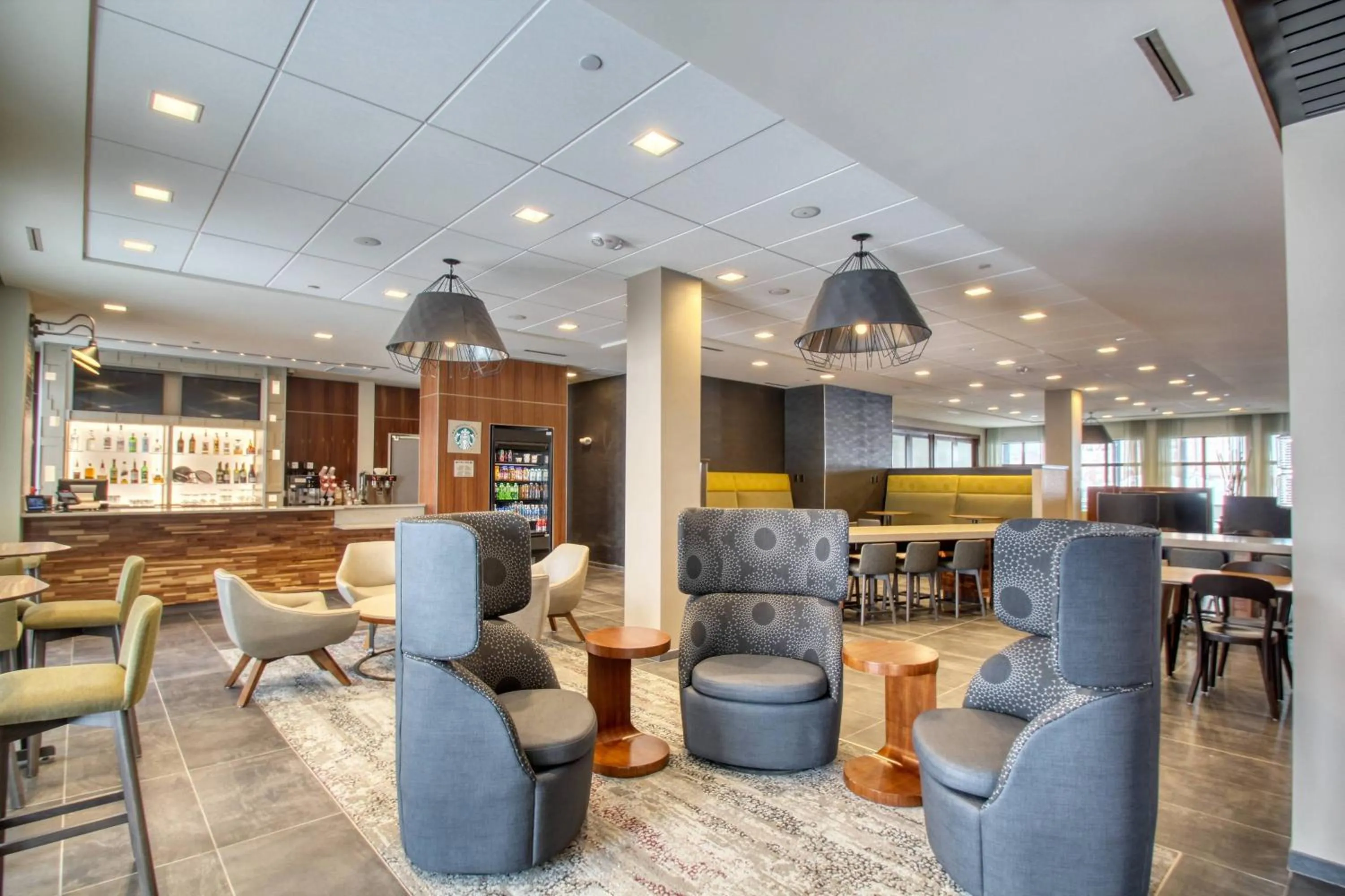 Lounge or bar in Courtyard by Marriott Fargo