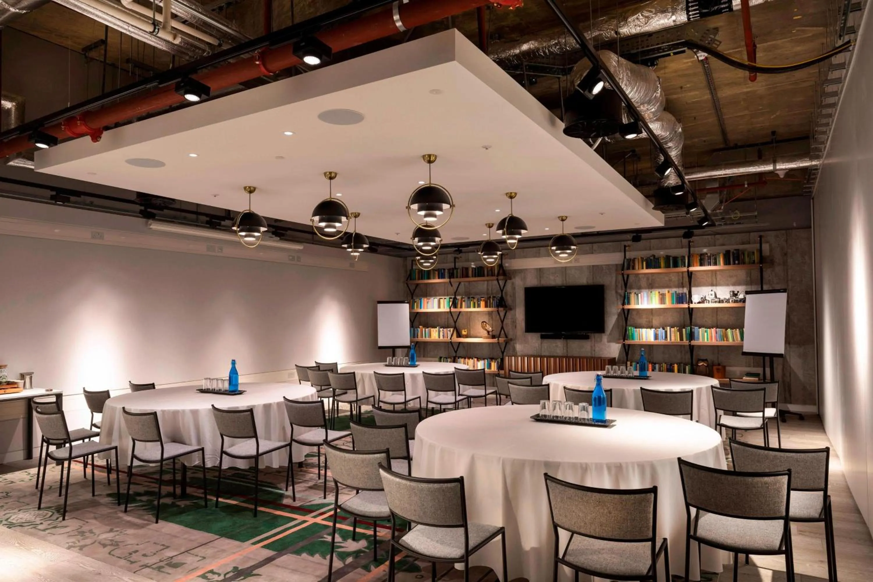 Meeting/conference room in Bankside Hotel, Autograph Collection