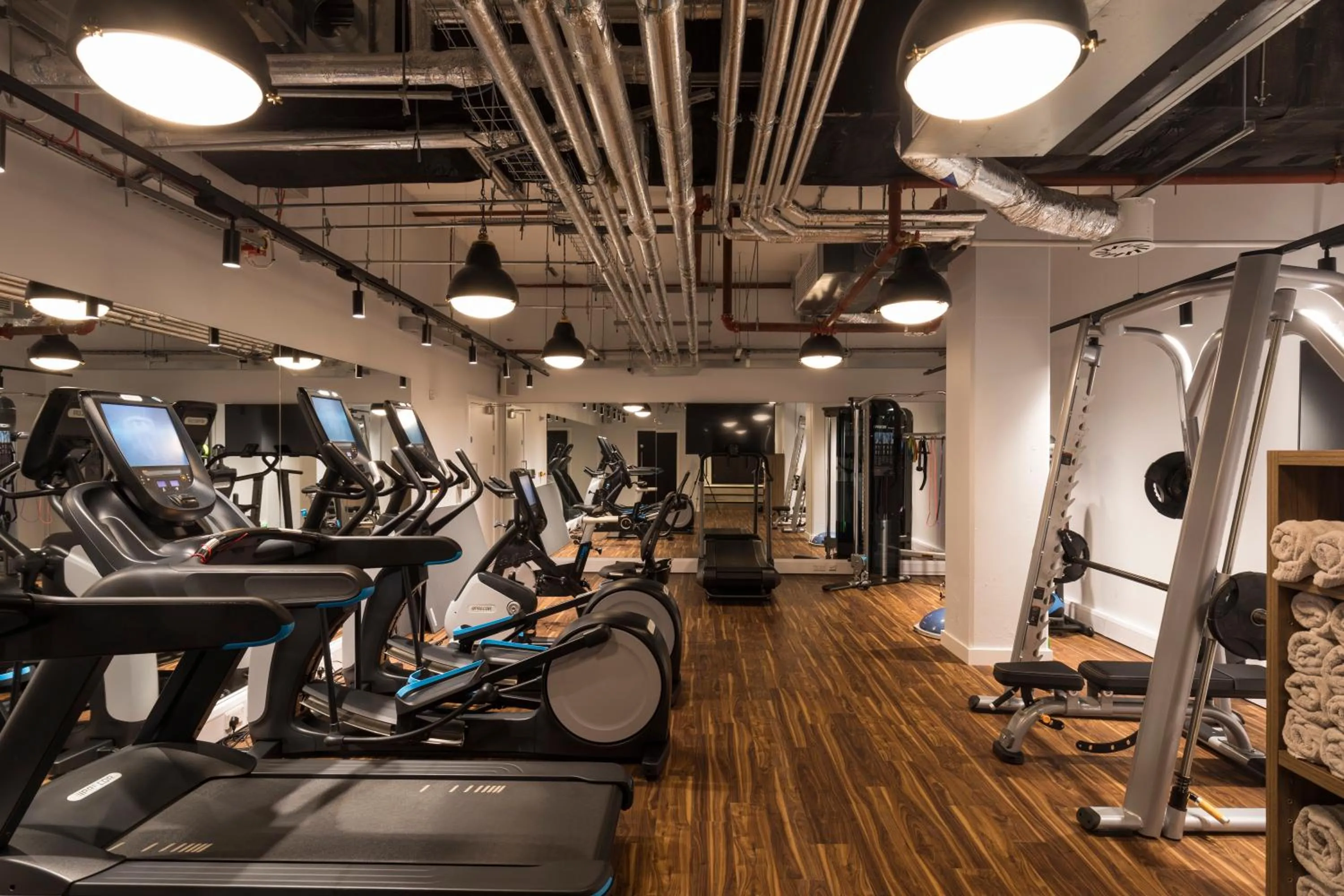 Fitness centre/facilities in Bankside Hotel, Autograph Collection