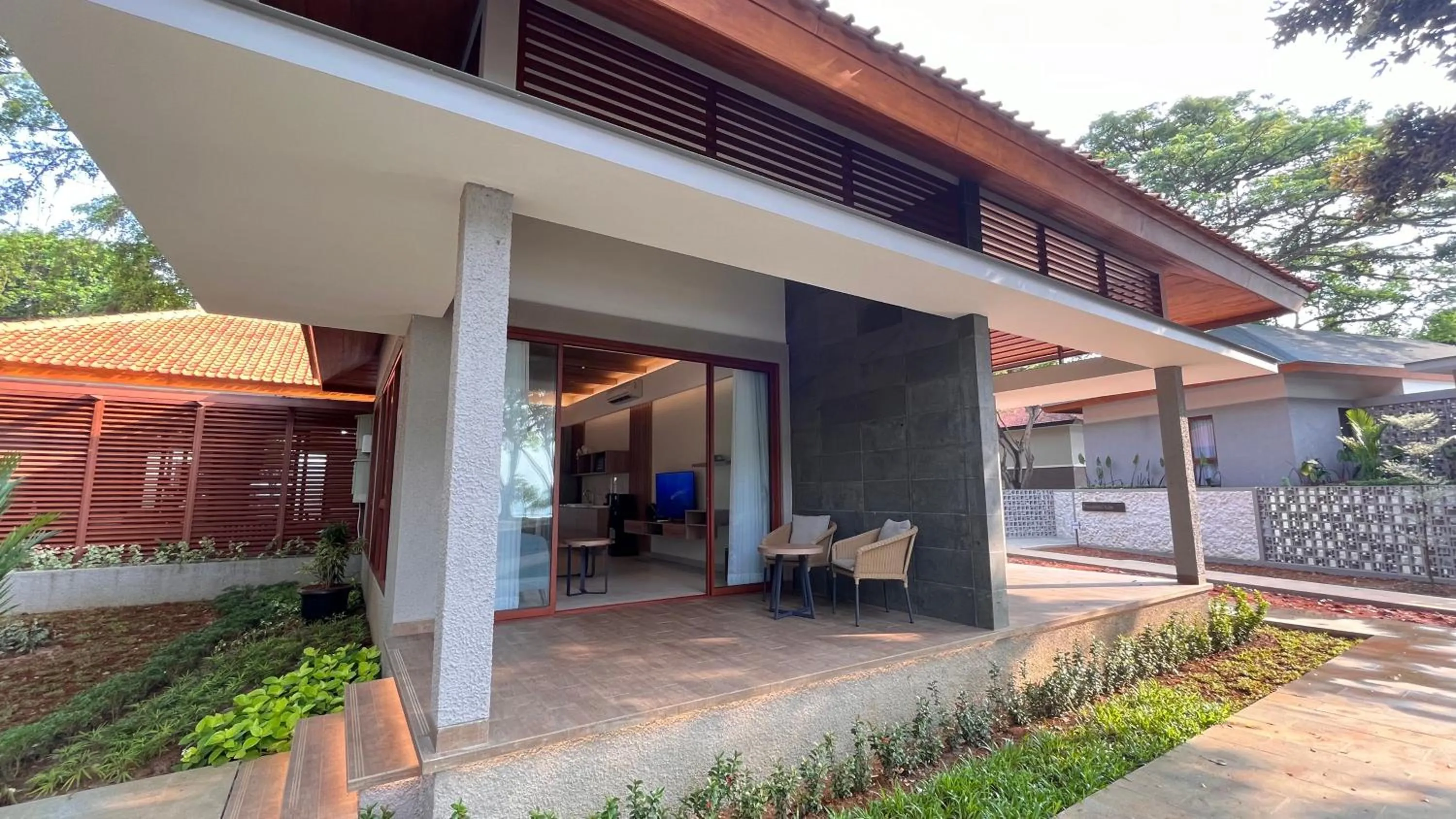 Property building in Mambruk Hotel & Convention