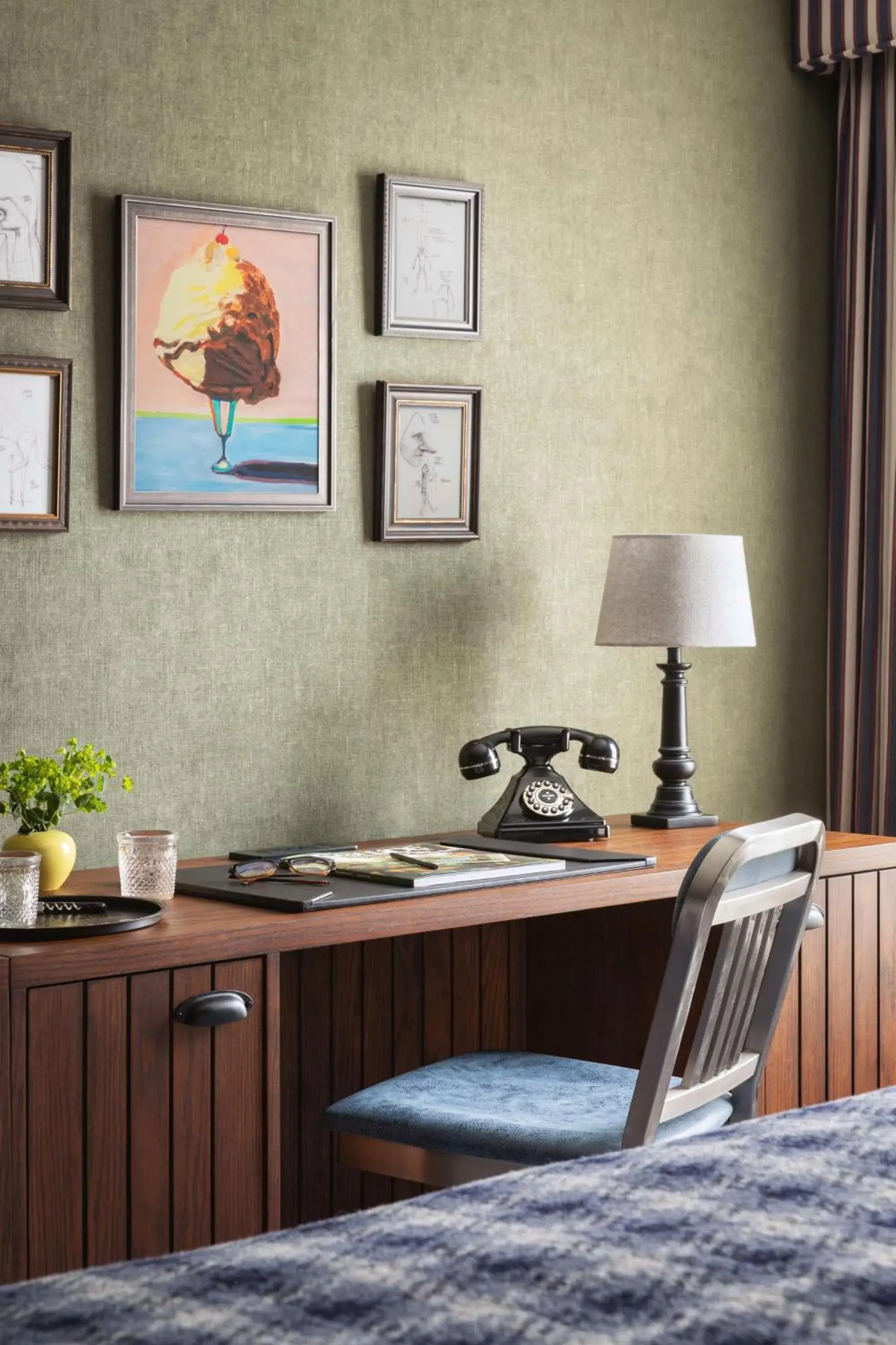 Bedroom in Graduate by Hilton Storrs Bedroom in Graduate by Hilton Storrs