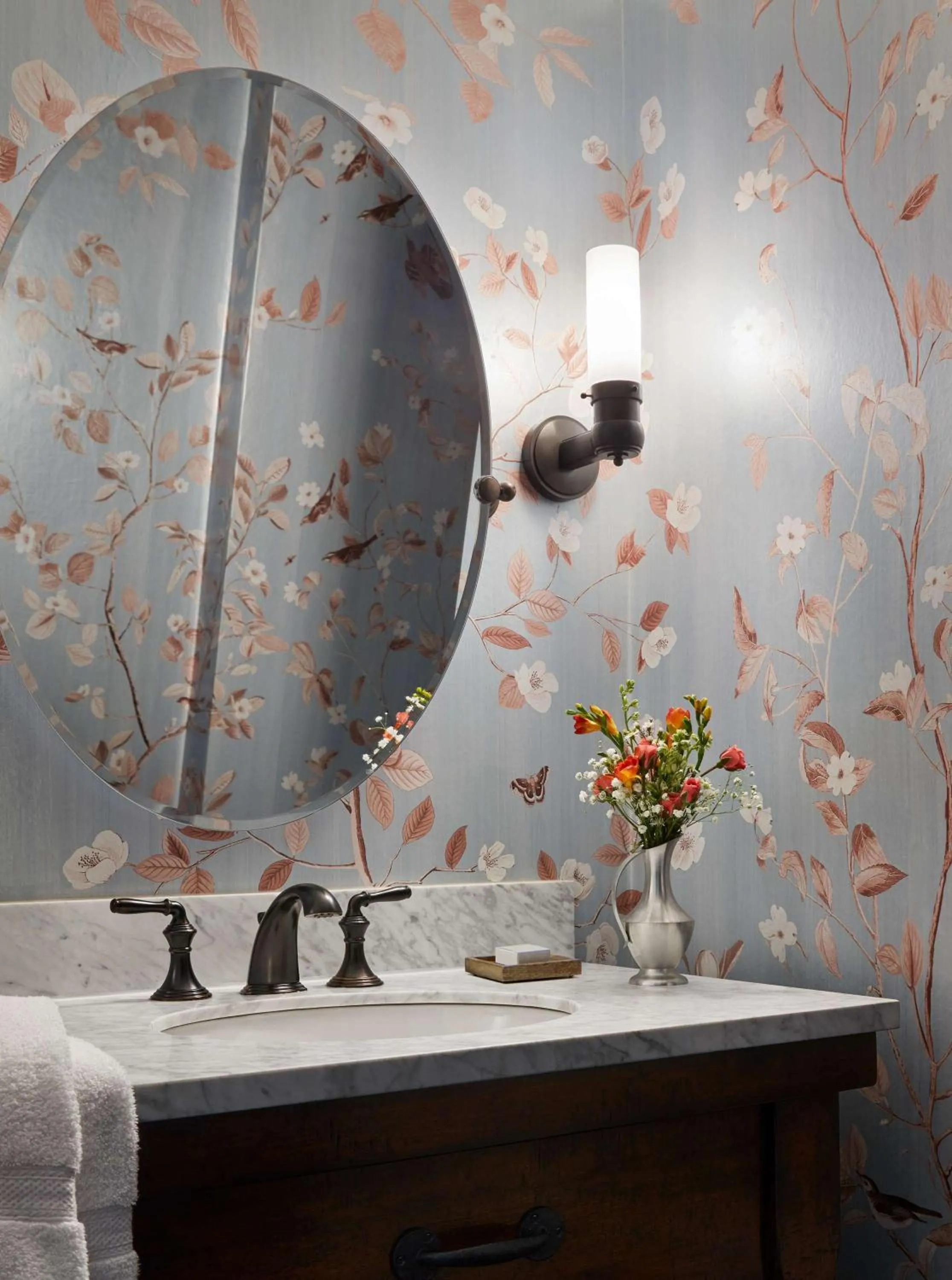 Bathroom in Graduate by Hilton Storrs