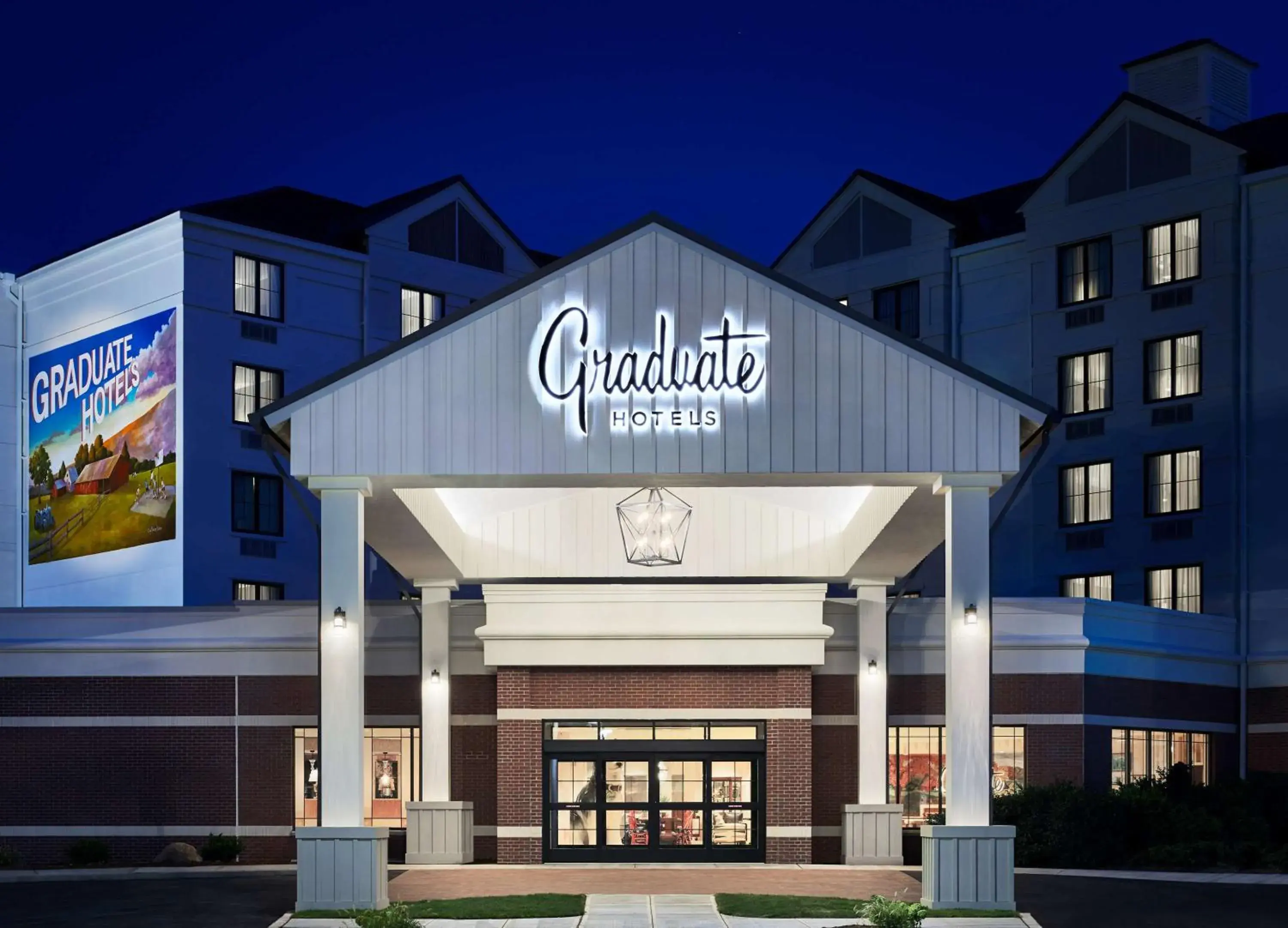 Property building in Graduate by Hilton Storrs Property building in Graduate by Hilton Storrs