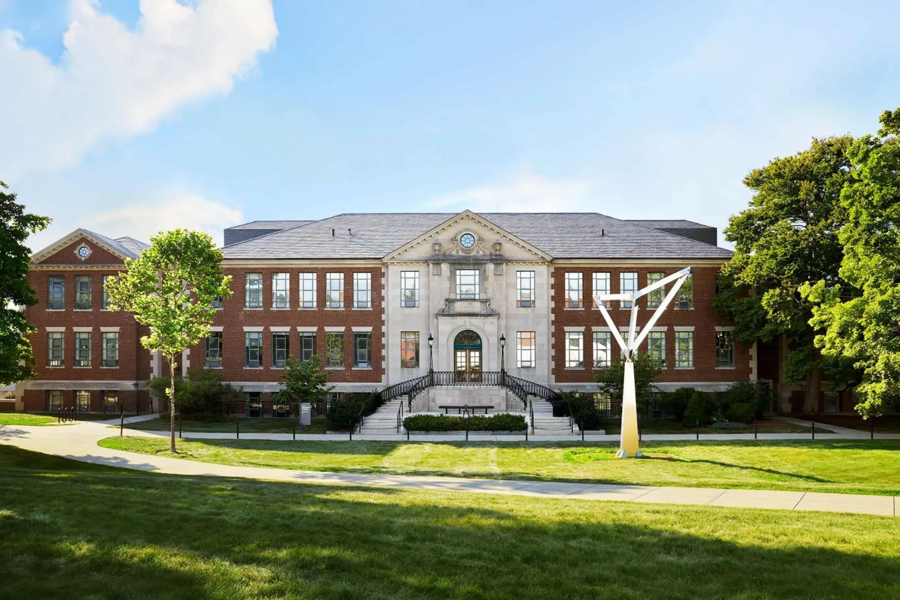 Property building in Graduate by Hilton Storrs Property building in Graduate by Hilton Storrs