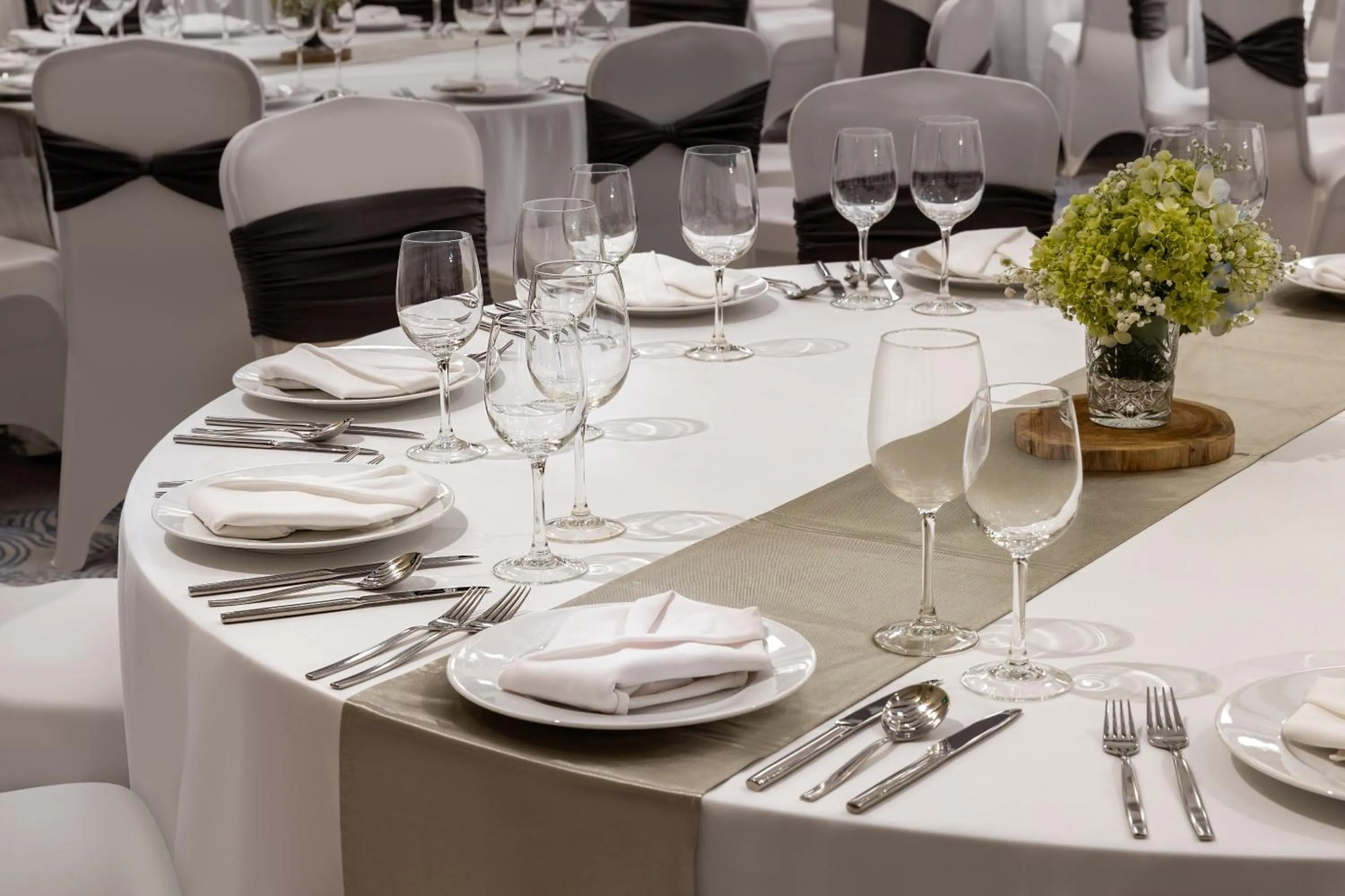 Meeting/conference room in Melia Vinpearl Hue