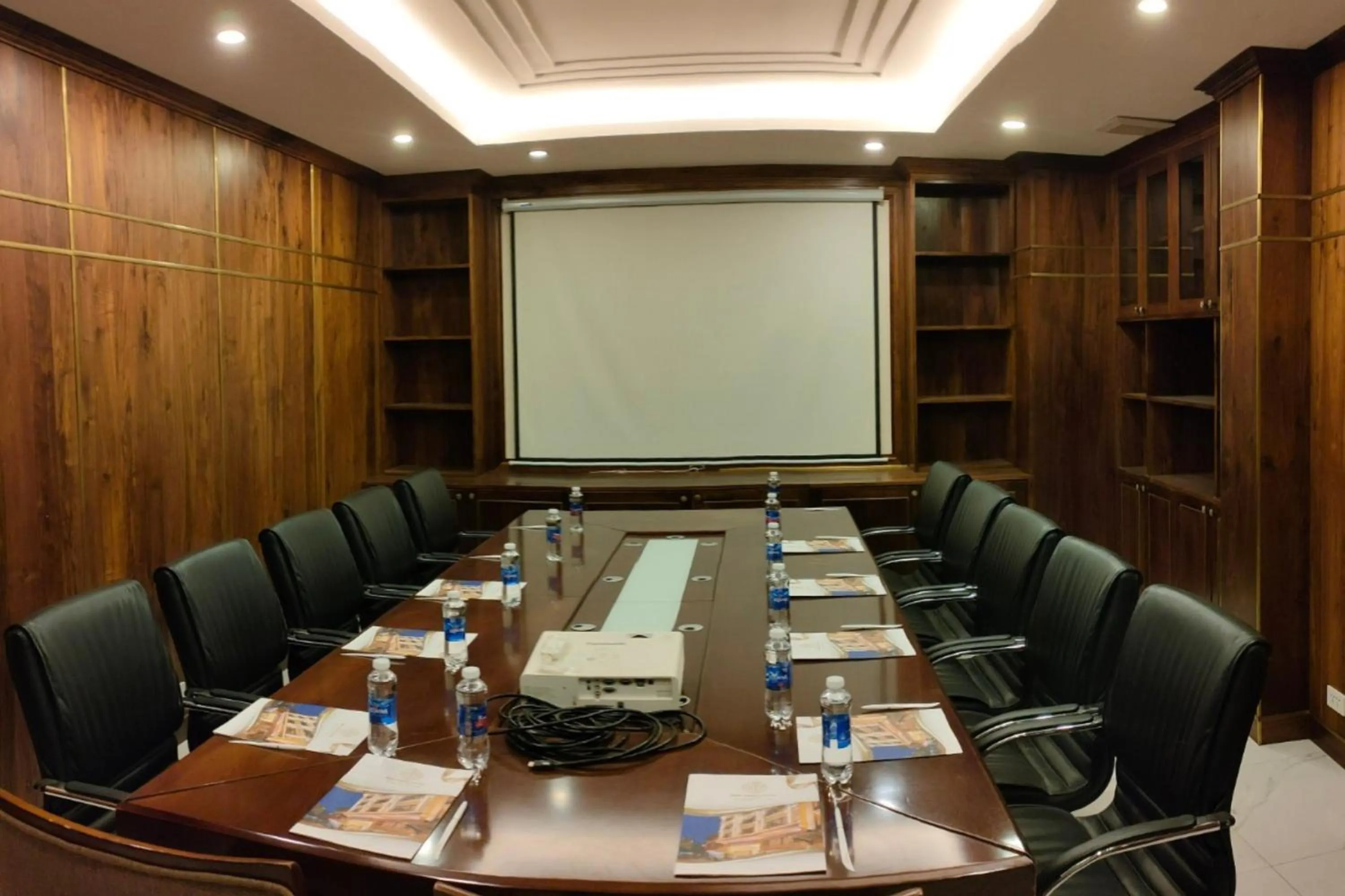 Meeting/conference room in Rex Hanoi Hotel