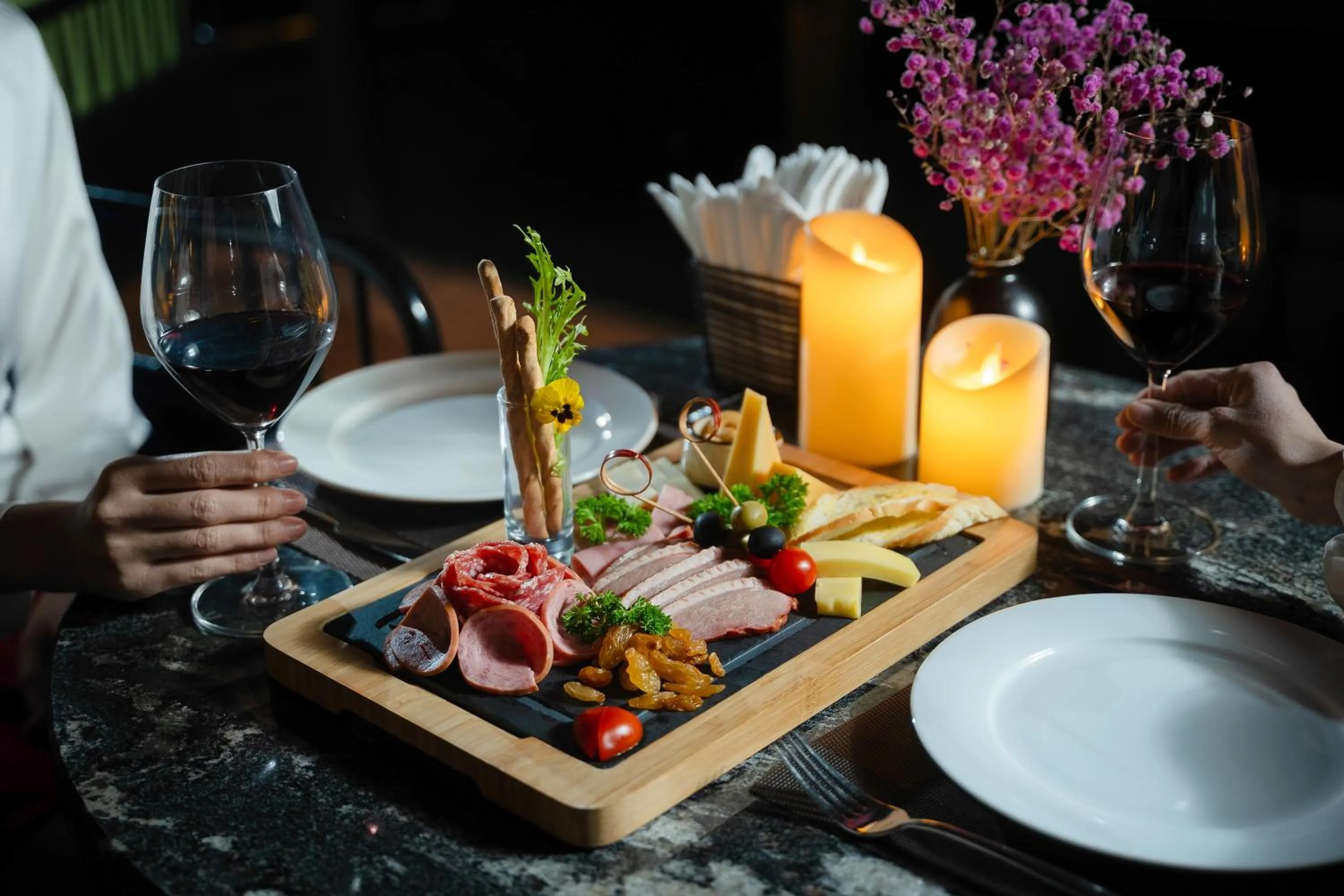 Food and drinks in Rex Hanoi Hotel