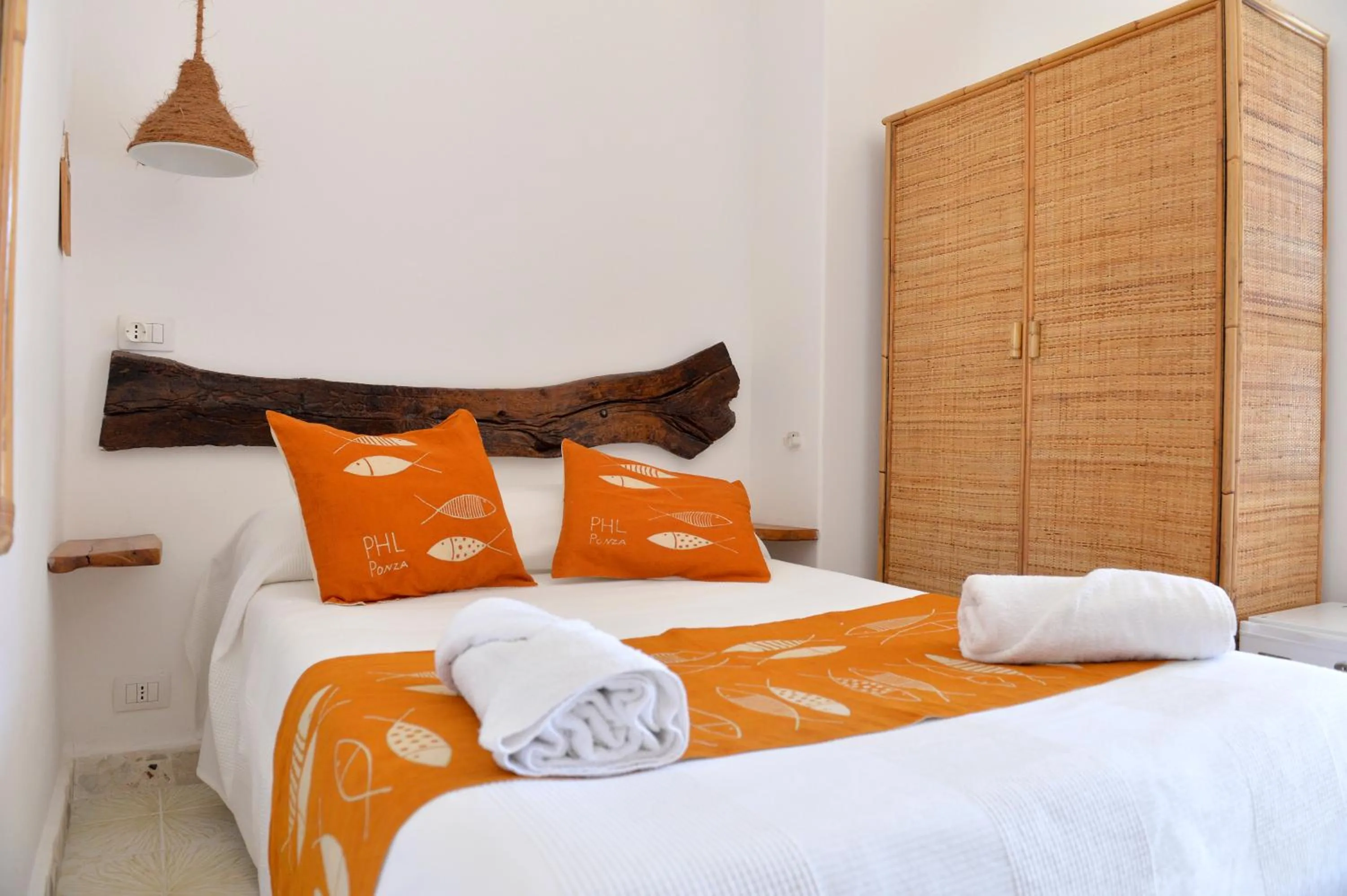 Bed in Piccolo Hotel Luisa