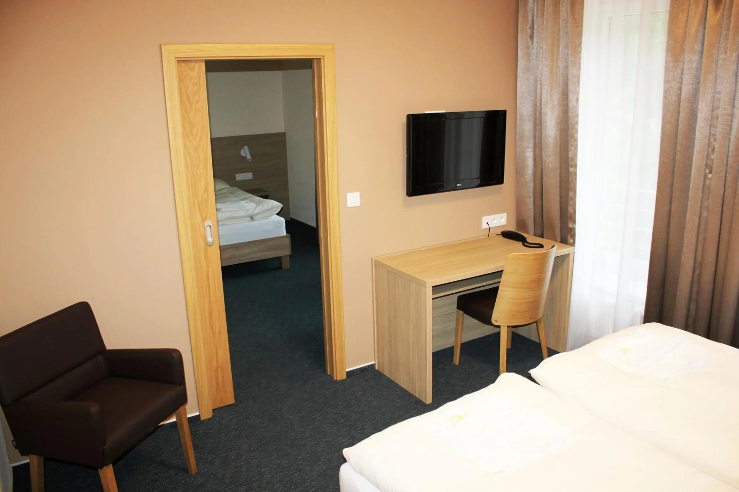 Bedroom, Bed in Hotel Helios