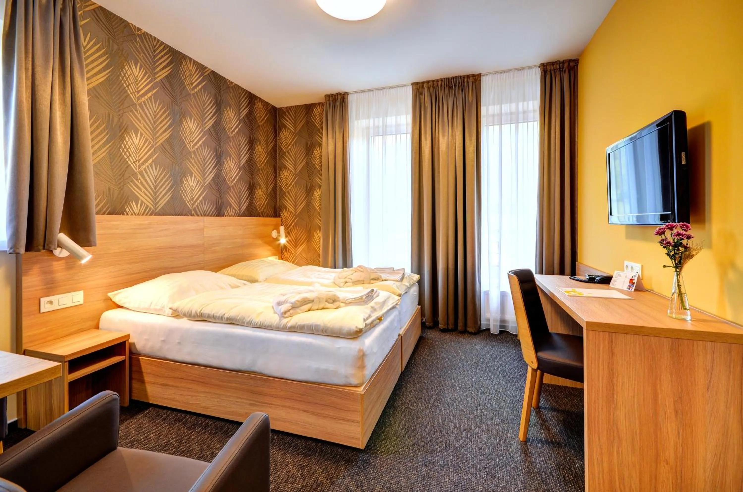 Bedroom, Bed in Hotel Helios