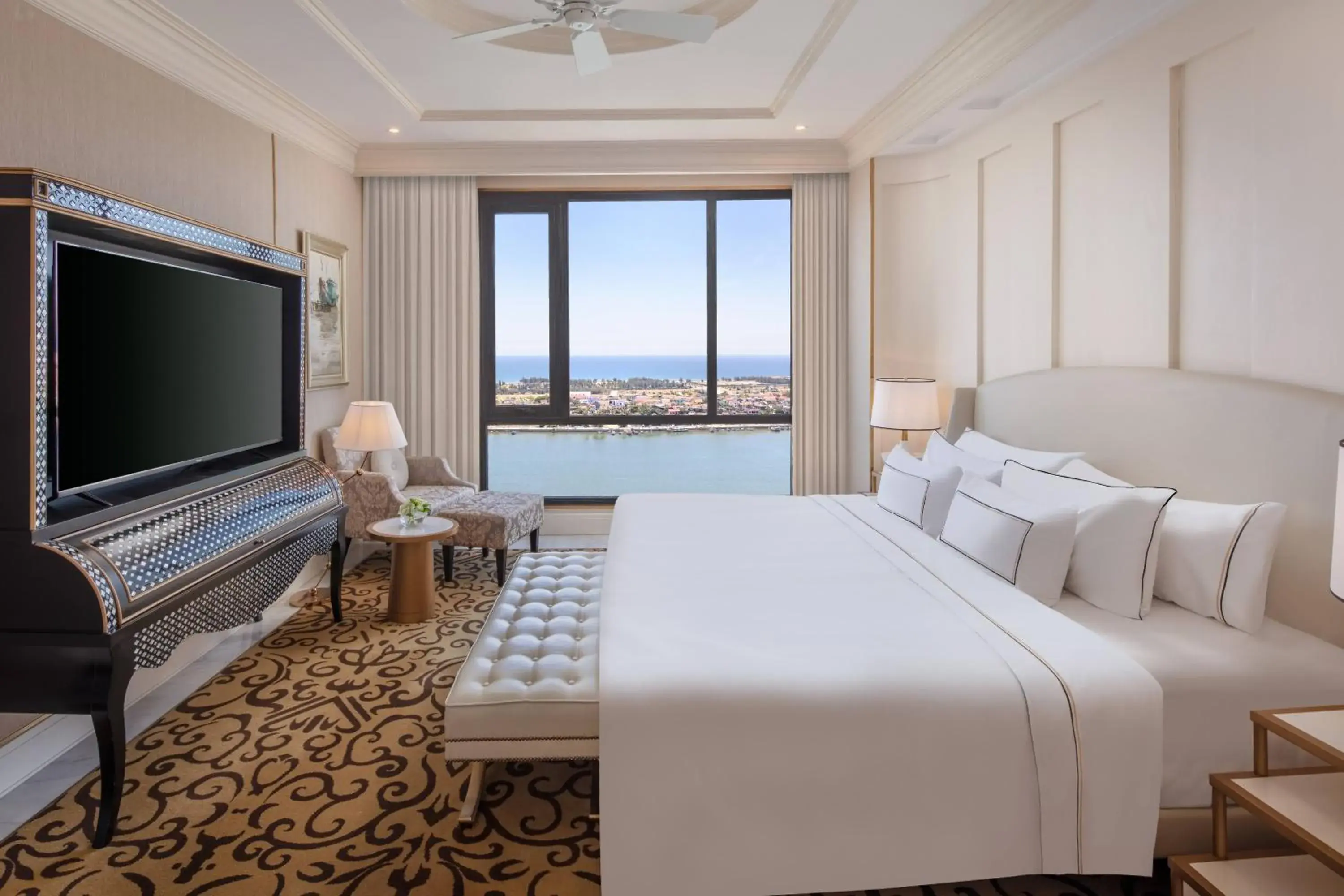 Bed in Meliá Vinpearl Quang Binh Bed in Meliá Vinpearl Quang Binh