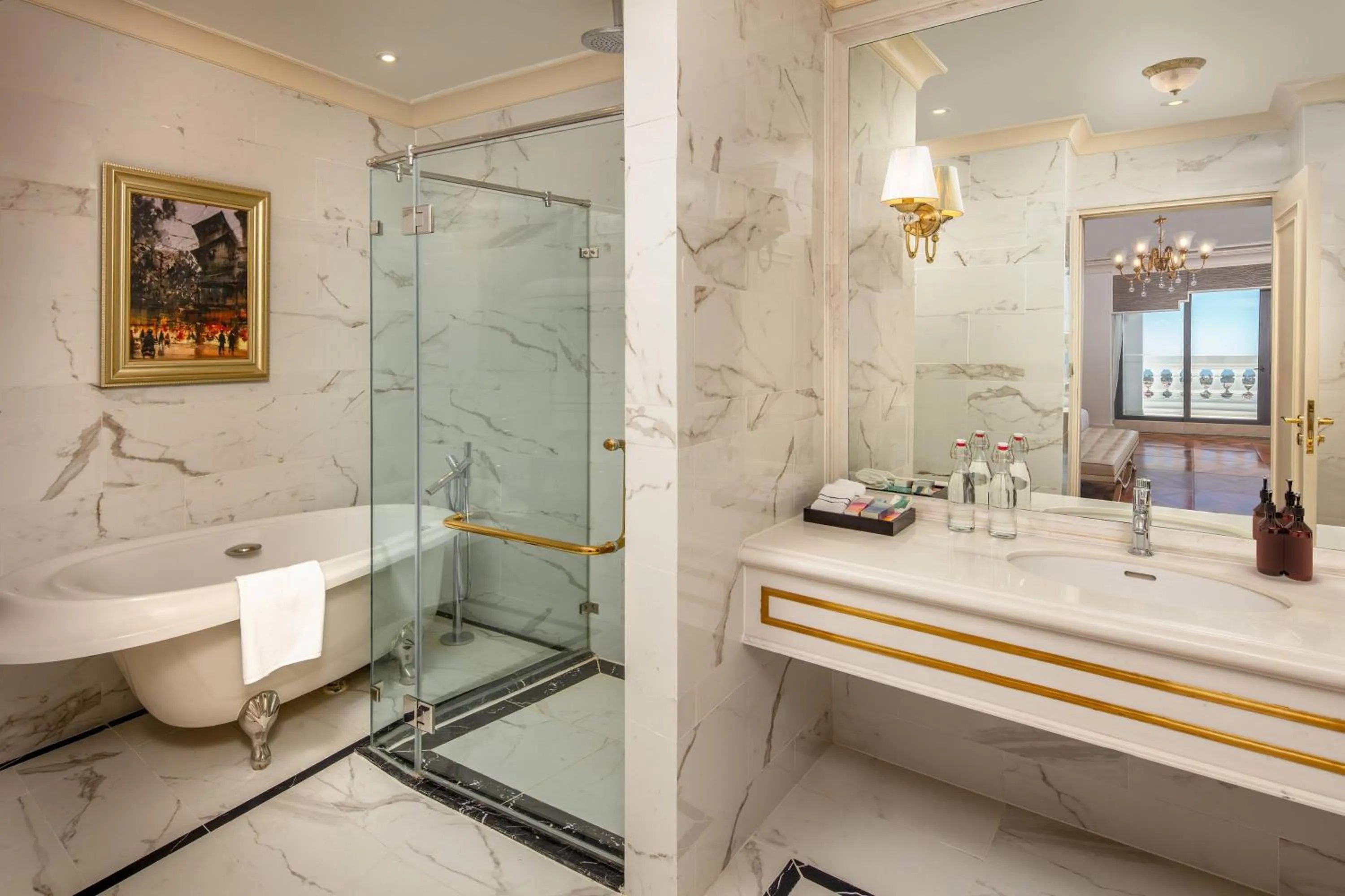 Bathroom in Meliá Vinpearl Quang Binh