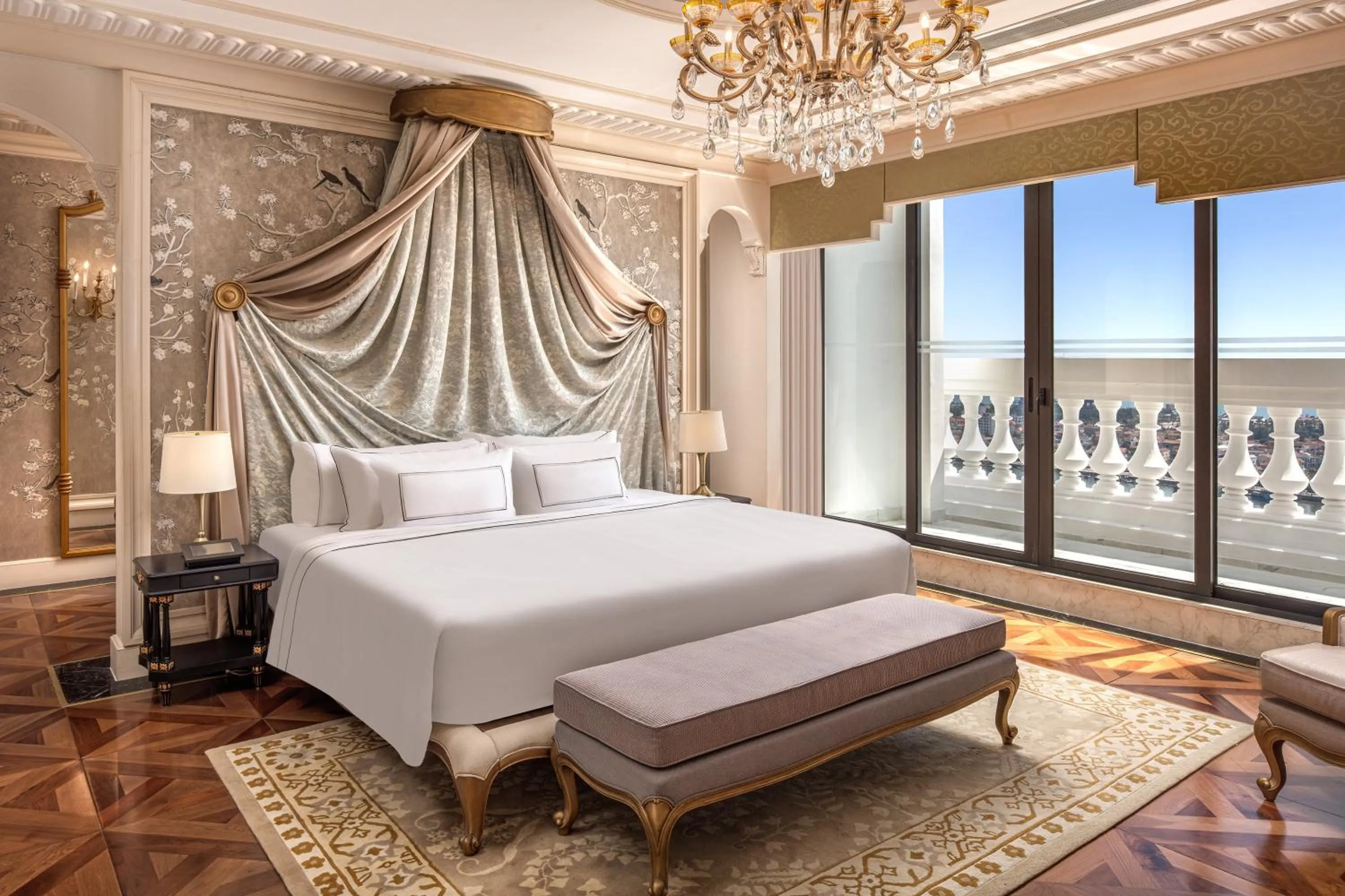 Bed in Melia Vinpearl Quang Binh