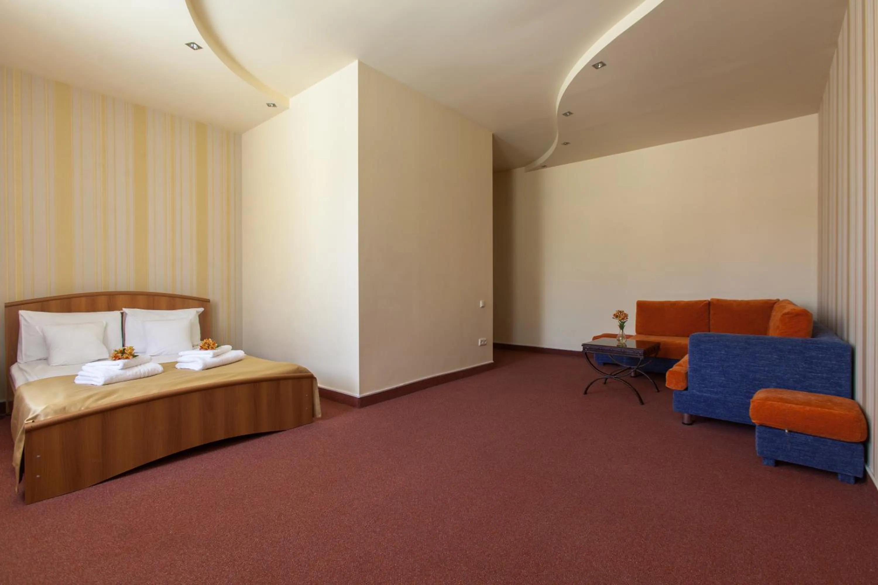 Photo of the whole room in Best Western Bohemian Resort