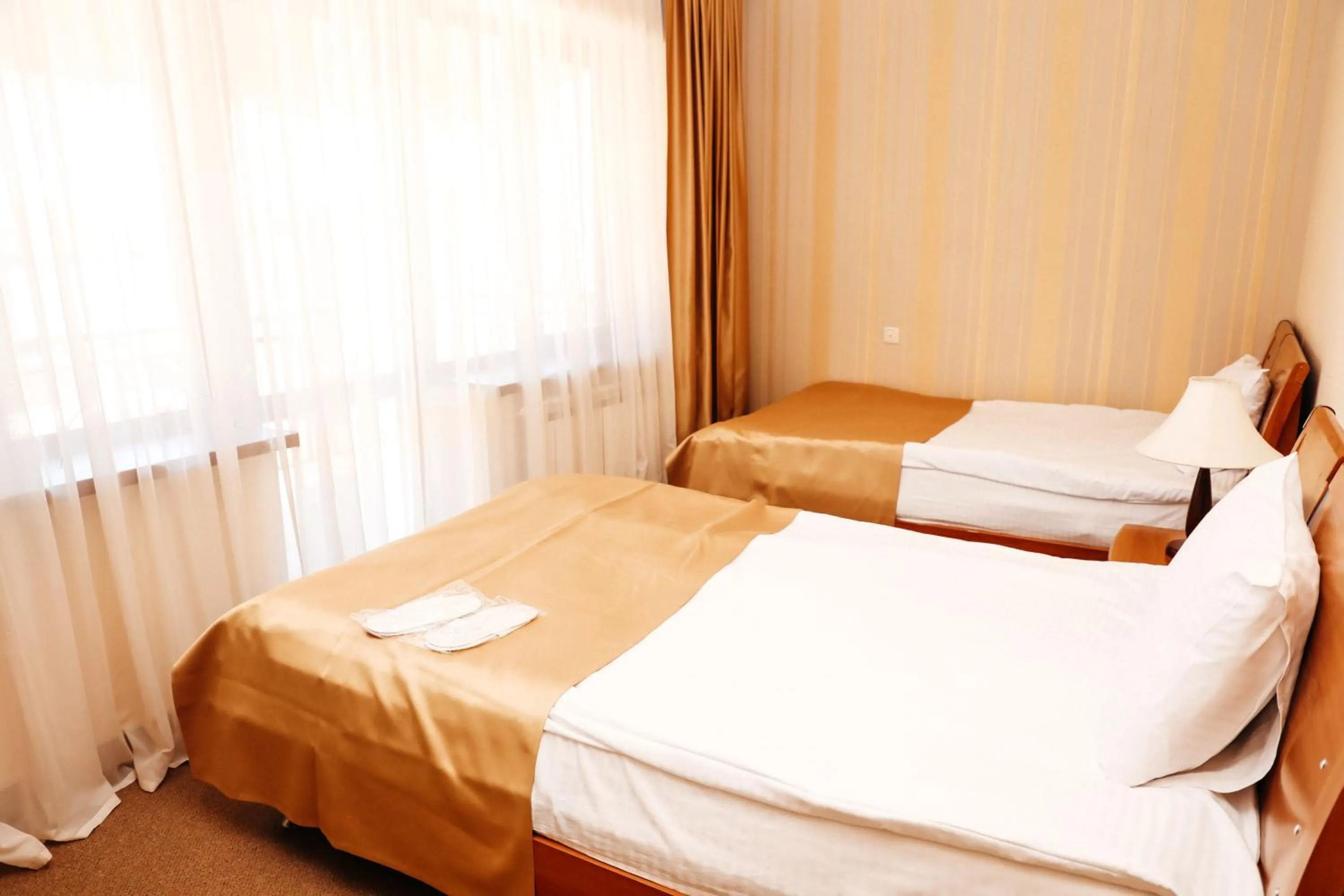 Bedroom in Best Western Bohemian Resort