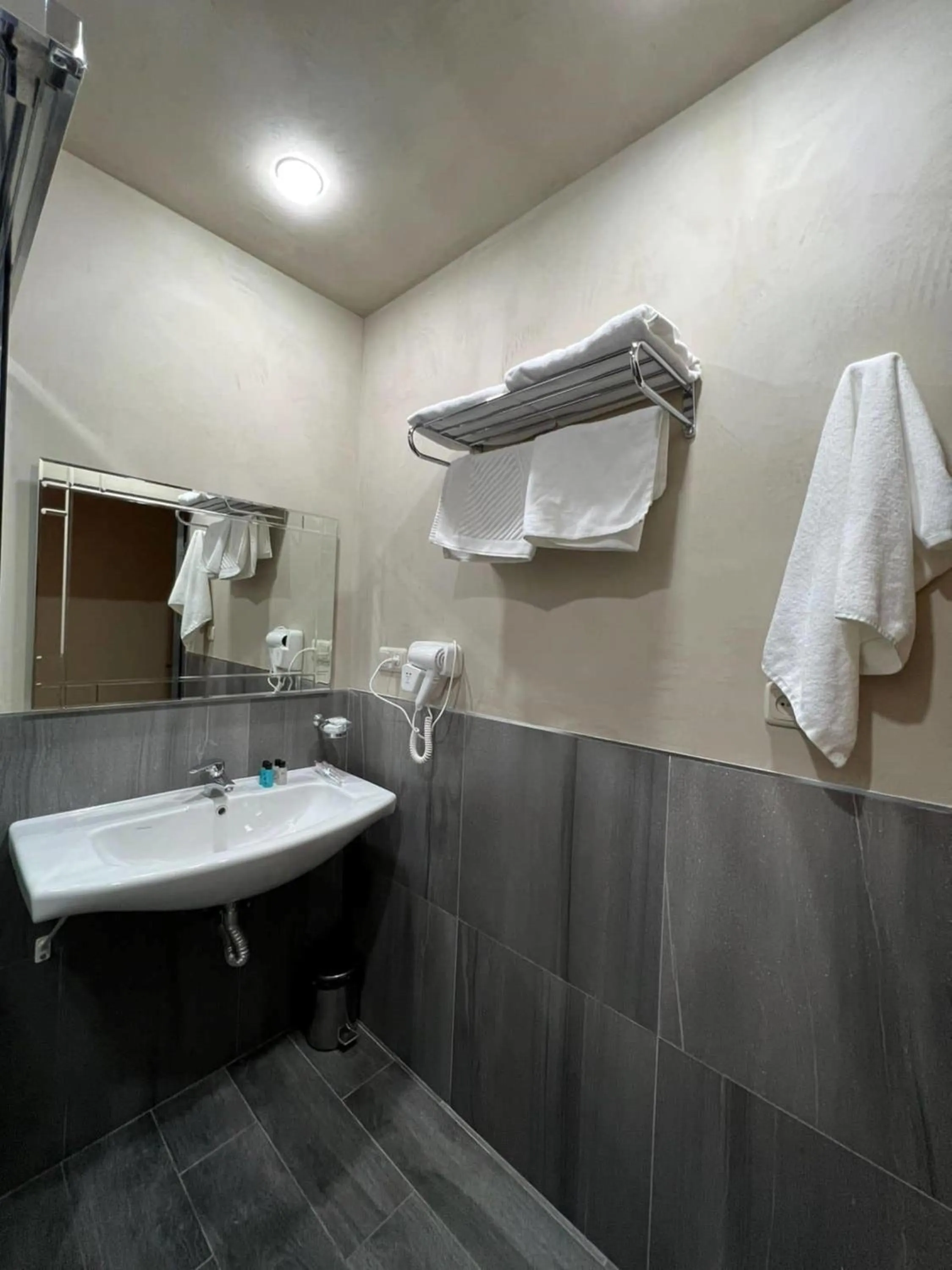 Bedroom in Best Western Bohemian Resort