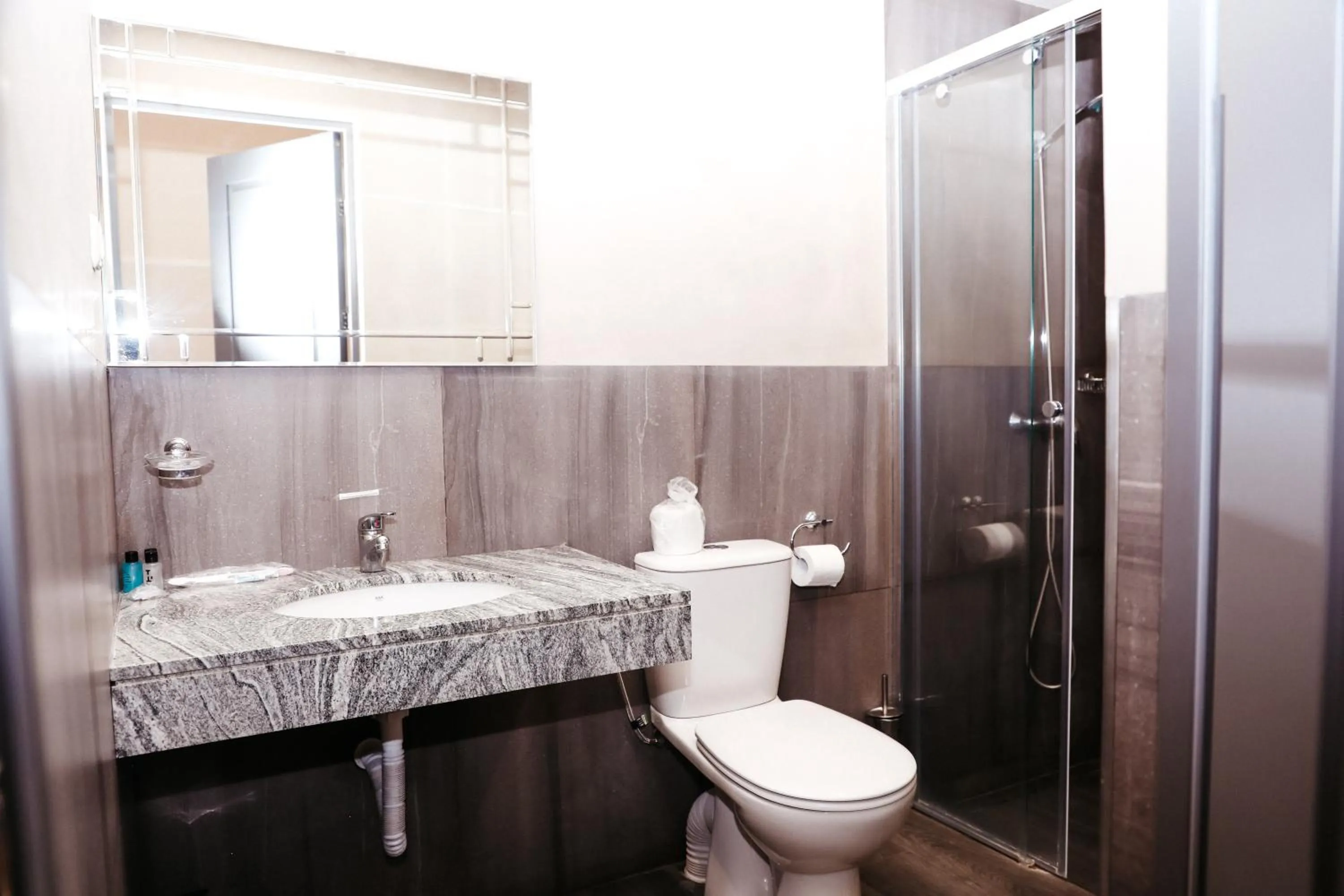 Bathroom in Best Western Bohemian Resort