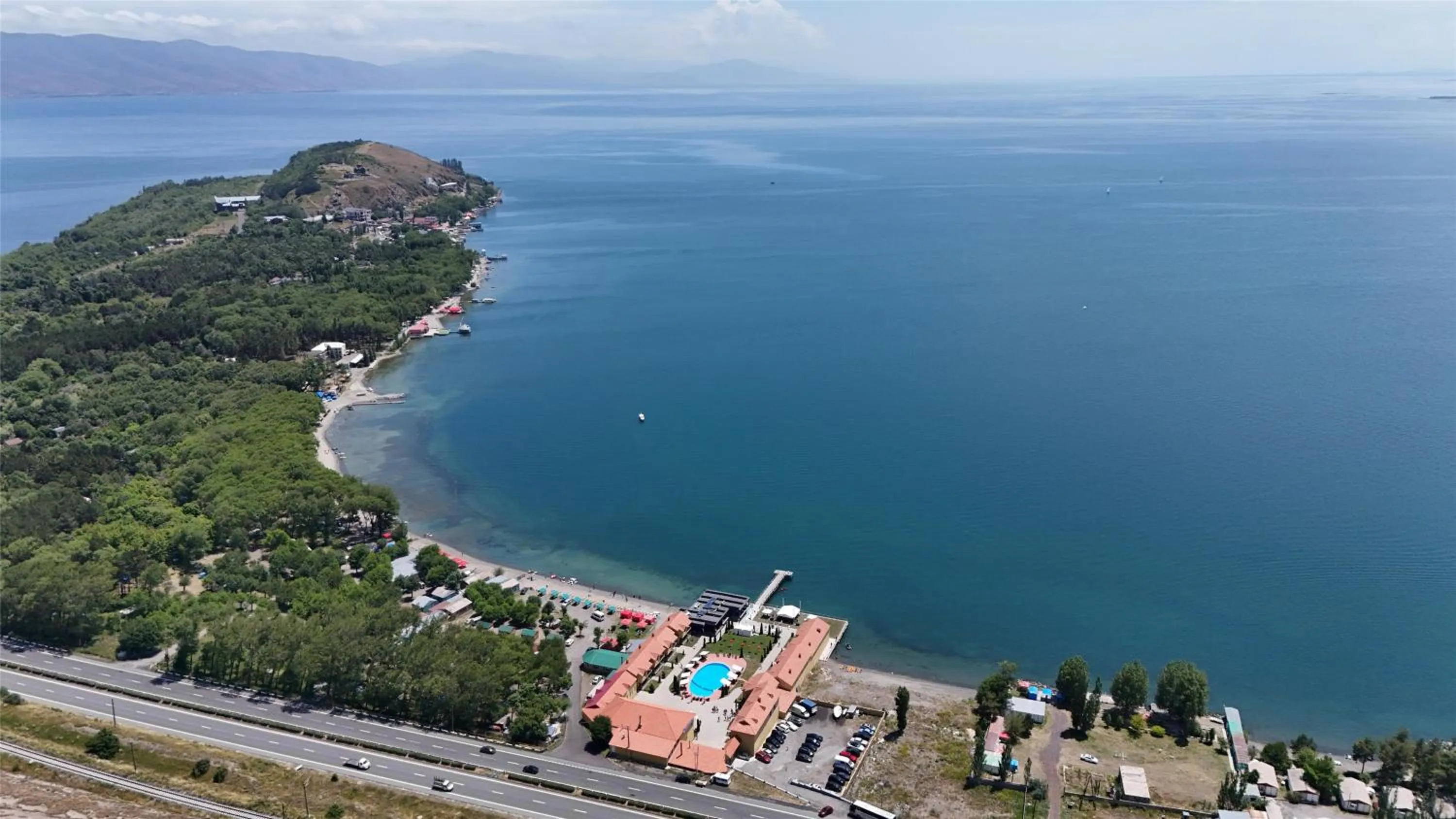 Property building in Best Western Bohemian Resort