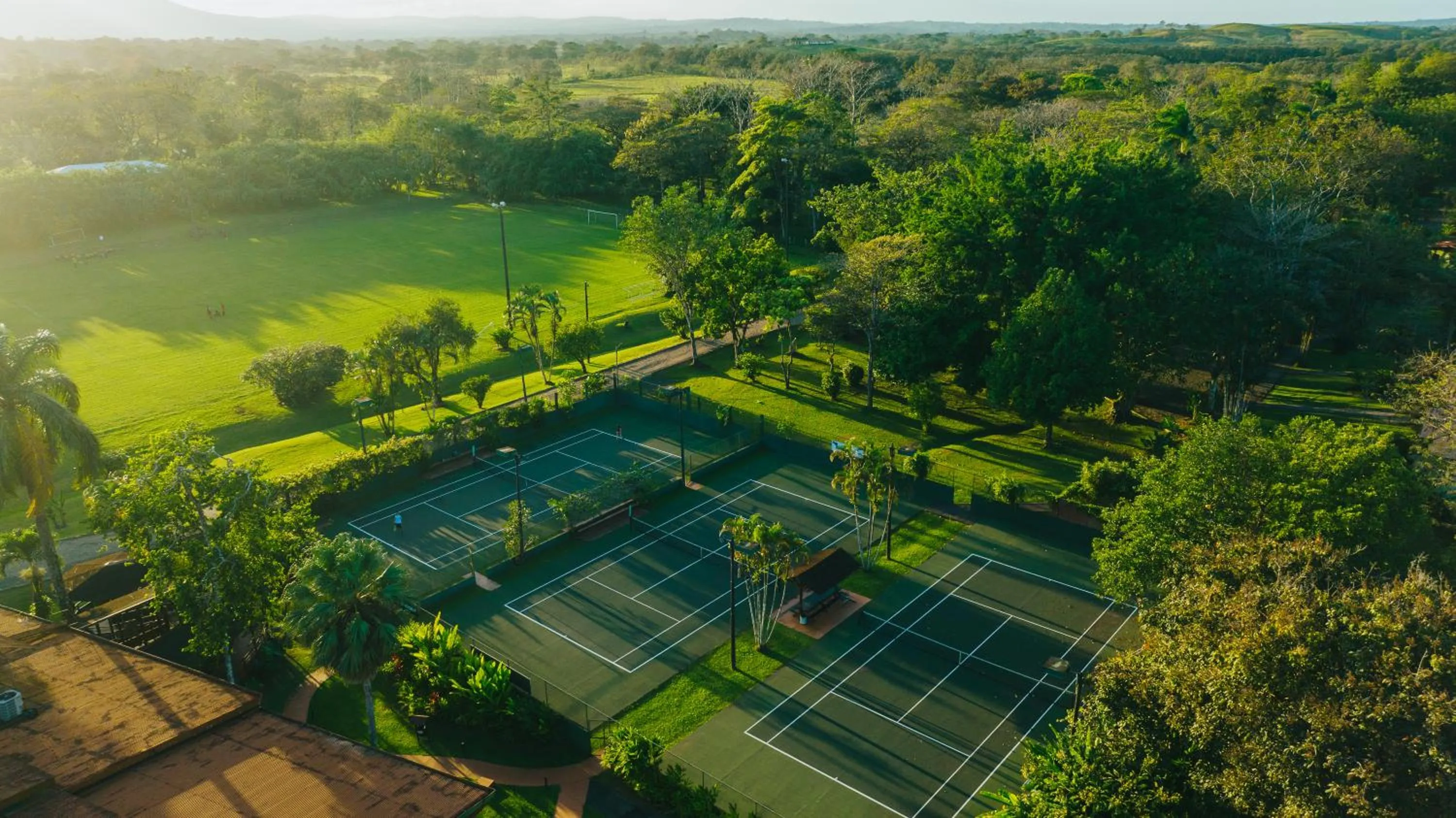 Tennis court in Tilajari Hotel Resort