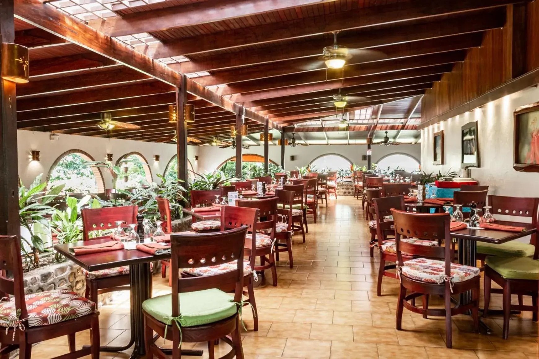 Restaurant/places to eat in Tilajari Hotel Resort Restaurant/places to eat in Tilajari Hotel Resort