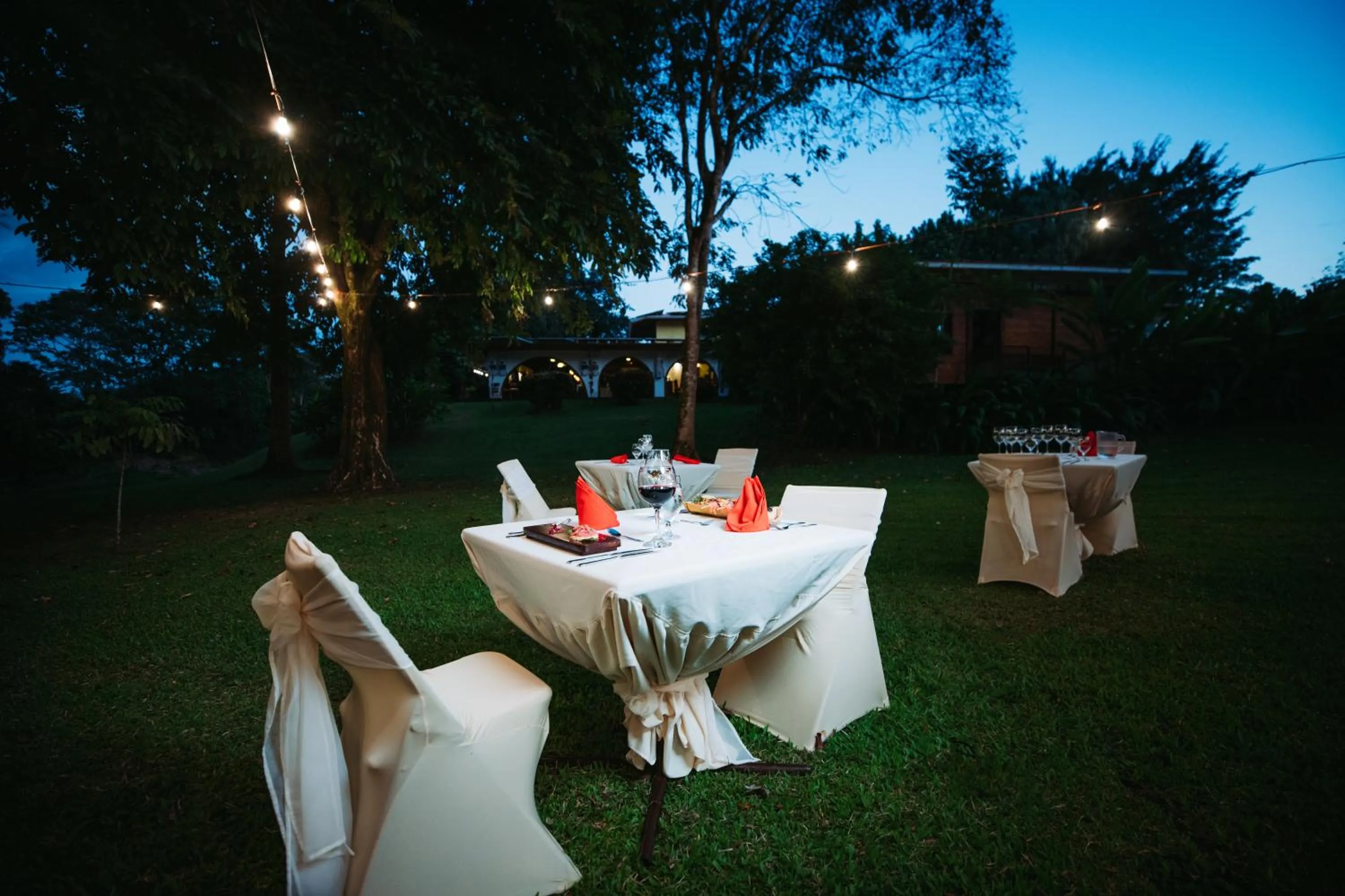 Dinner in Tilajari Hotel Resort