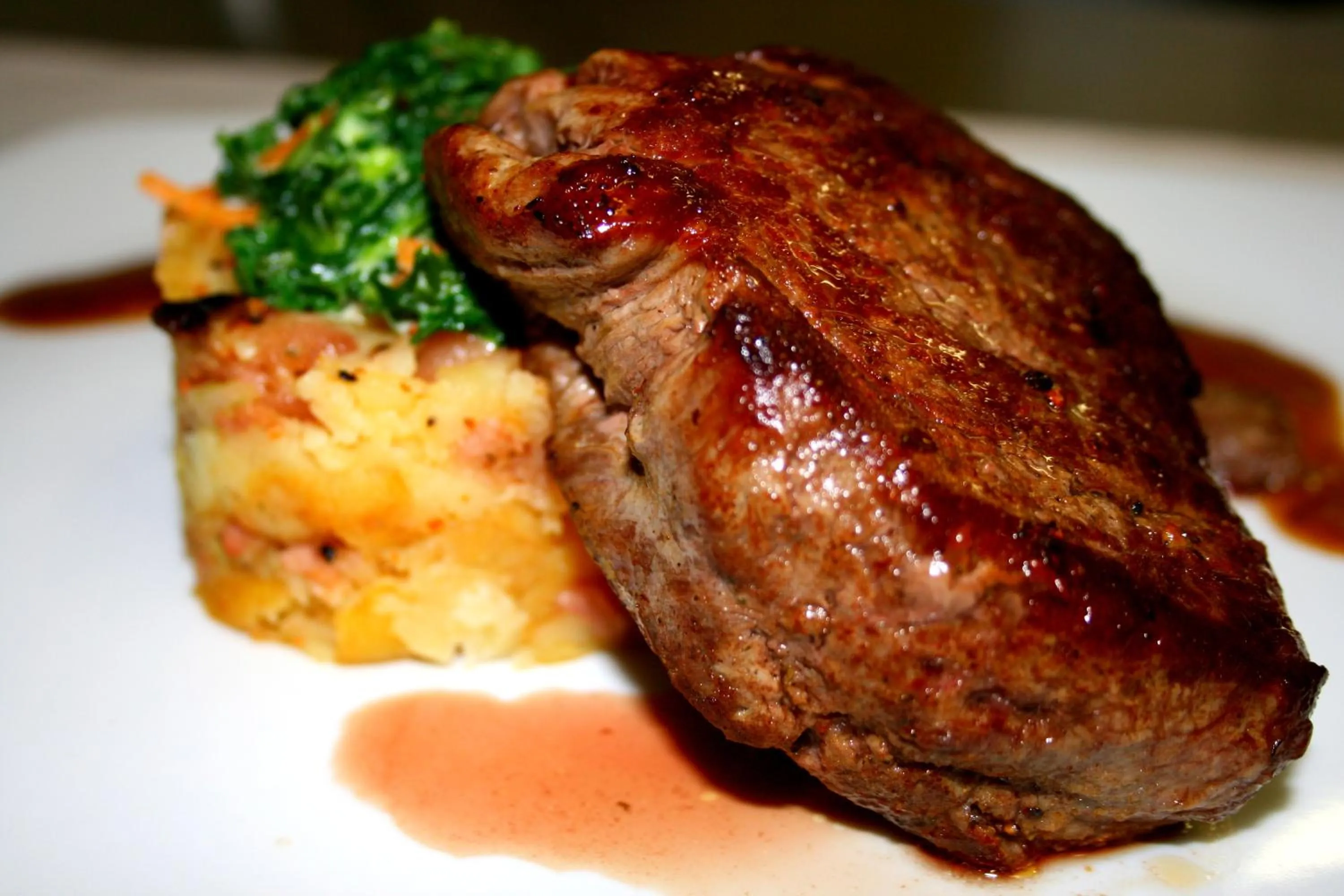 Restaurant/places to eat in K-Triumf Resort