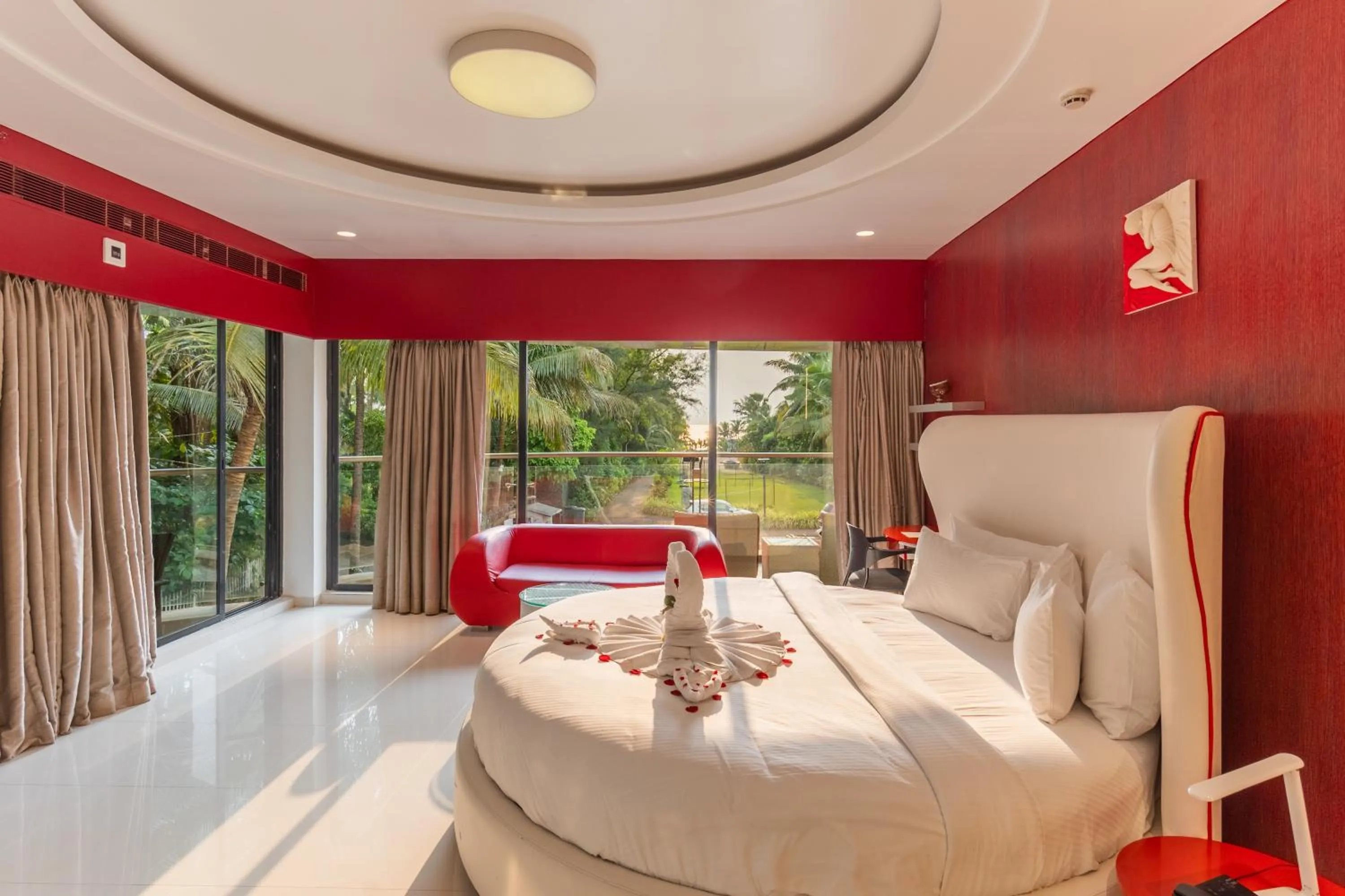 Photo of the whole room, Bed in Fahrenheit Hotels & Resorts