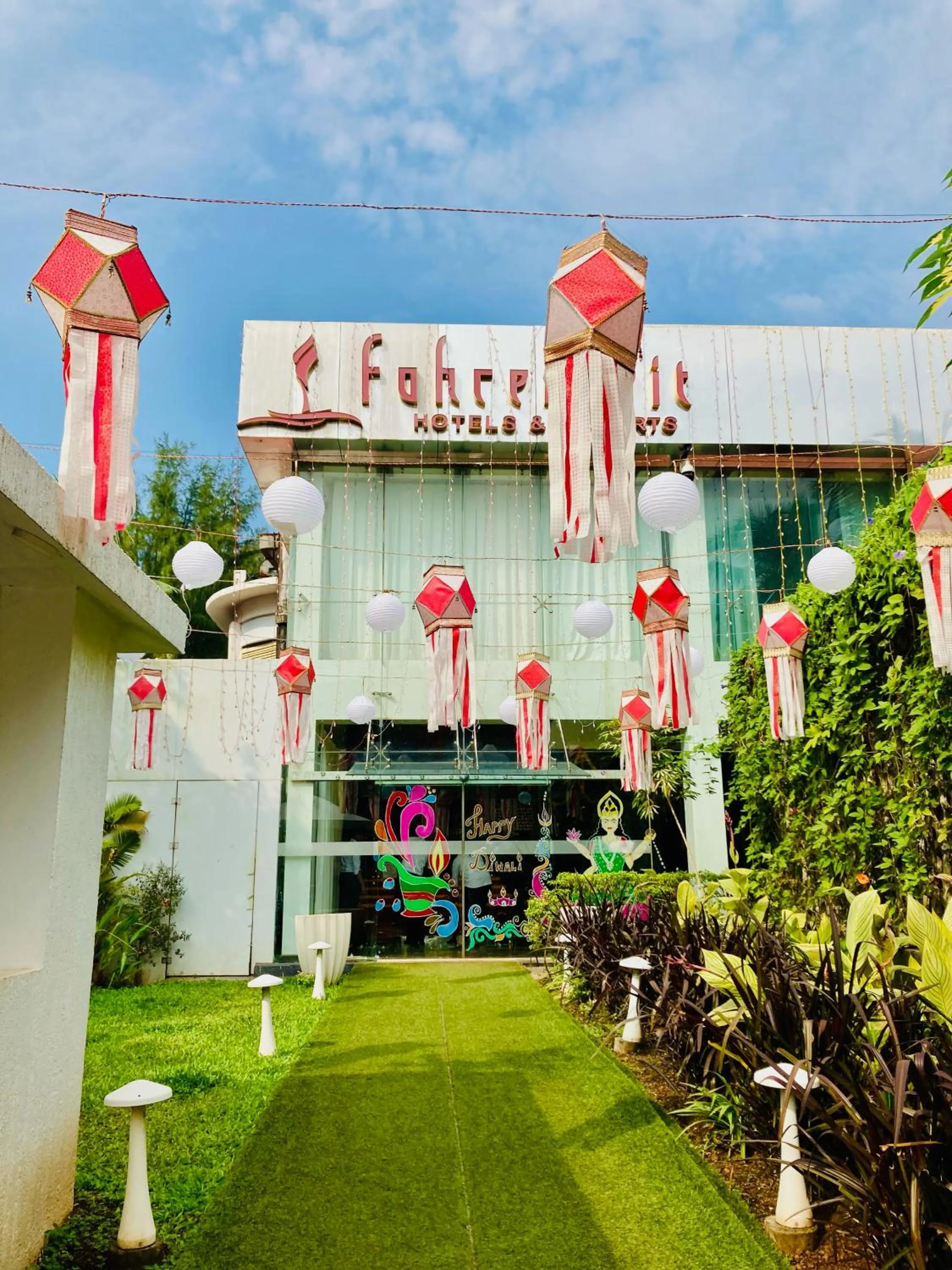 Facade/entrance in Fahrenheit Hotels & Resorts