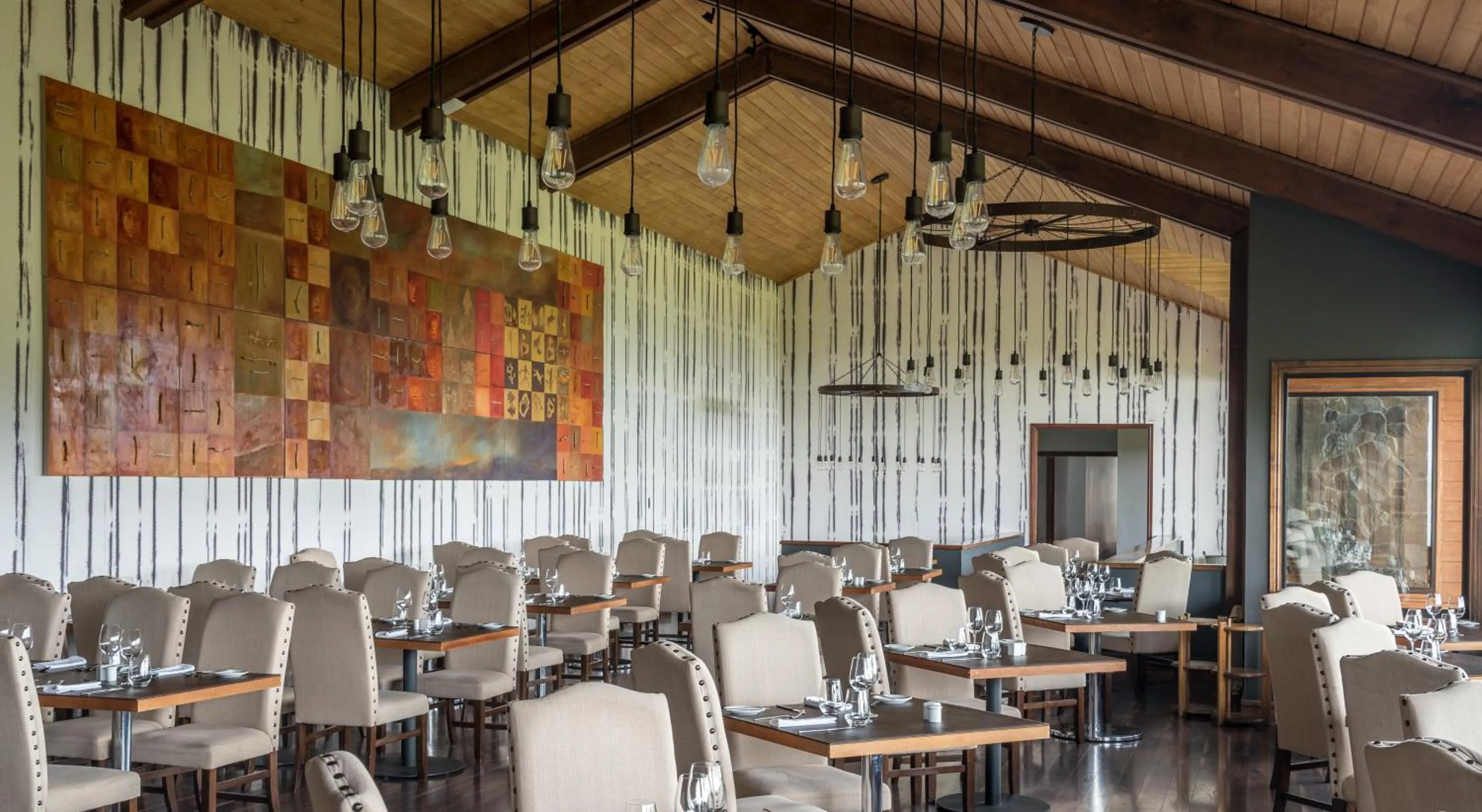 Restaurant/places to eat in Río Serrano Hotel + Spa