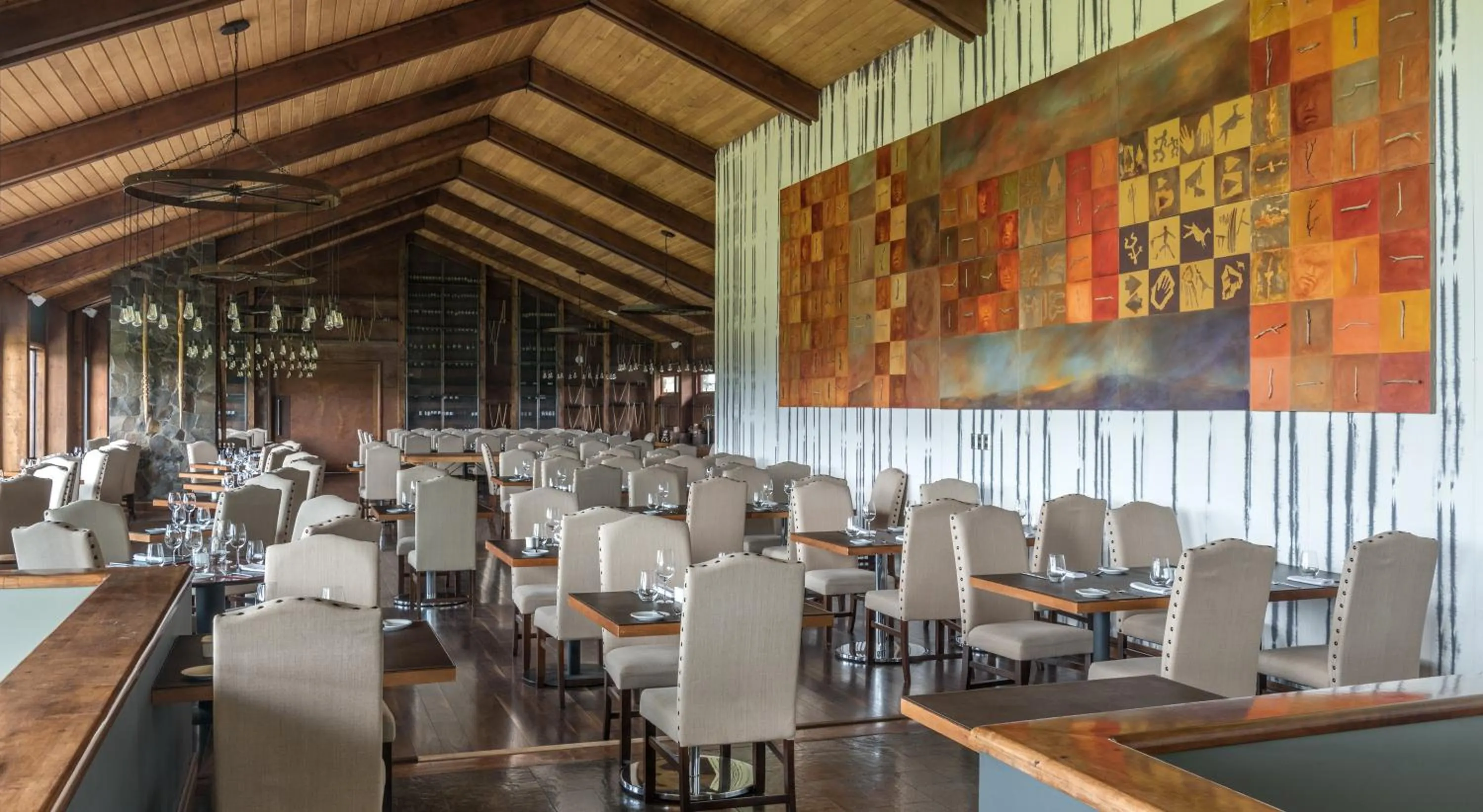 Restaurant/places to eat in Río Serrano Hotel + Spa