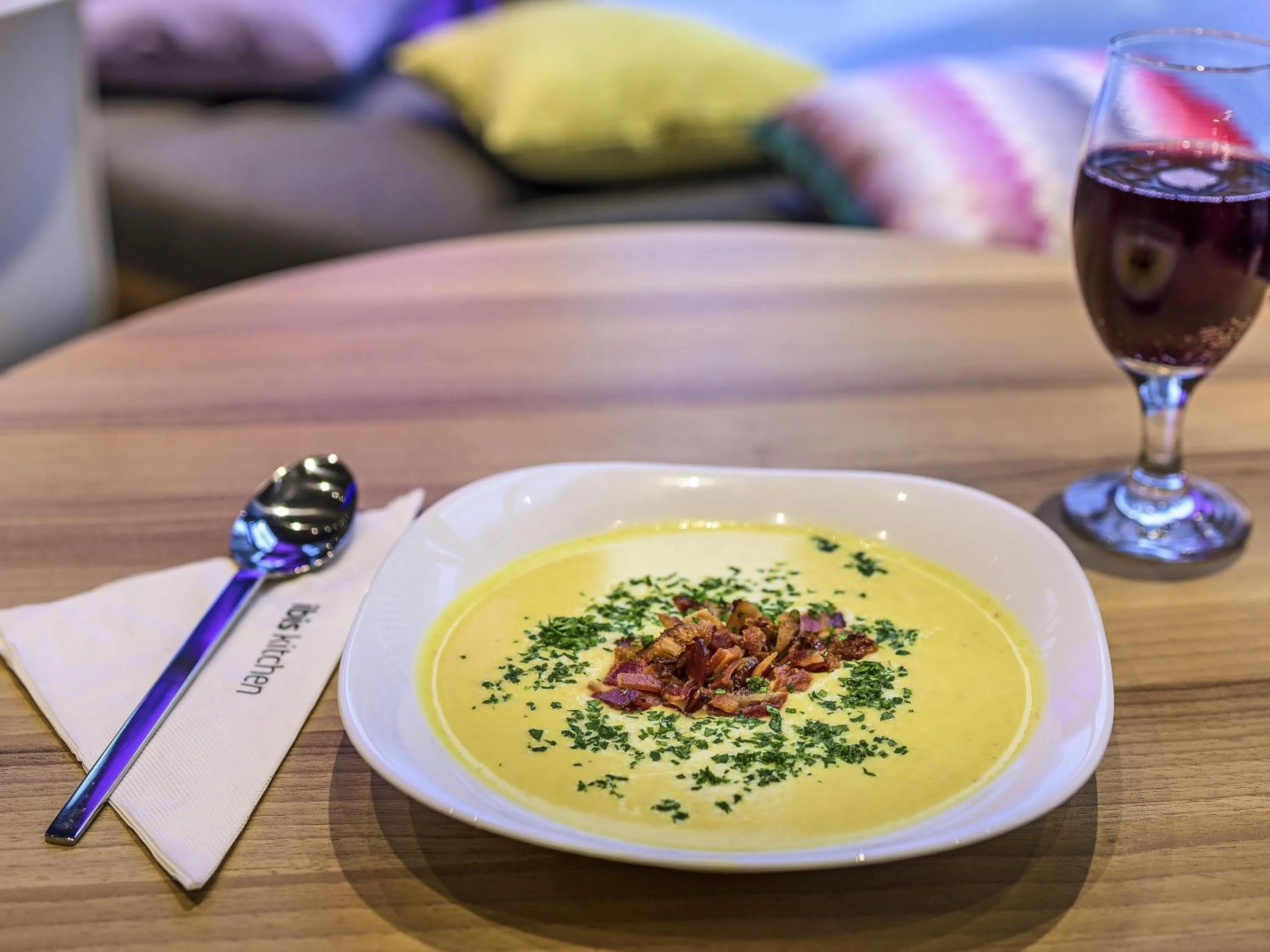 Restaurant/places to eat in ibis Sao Paulo Tatuape