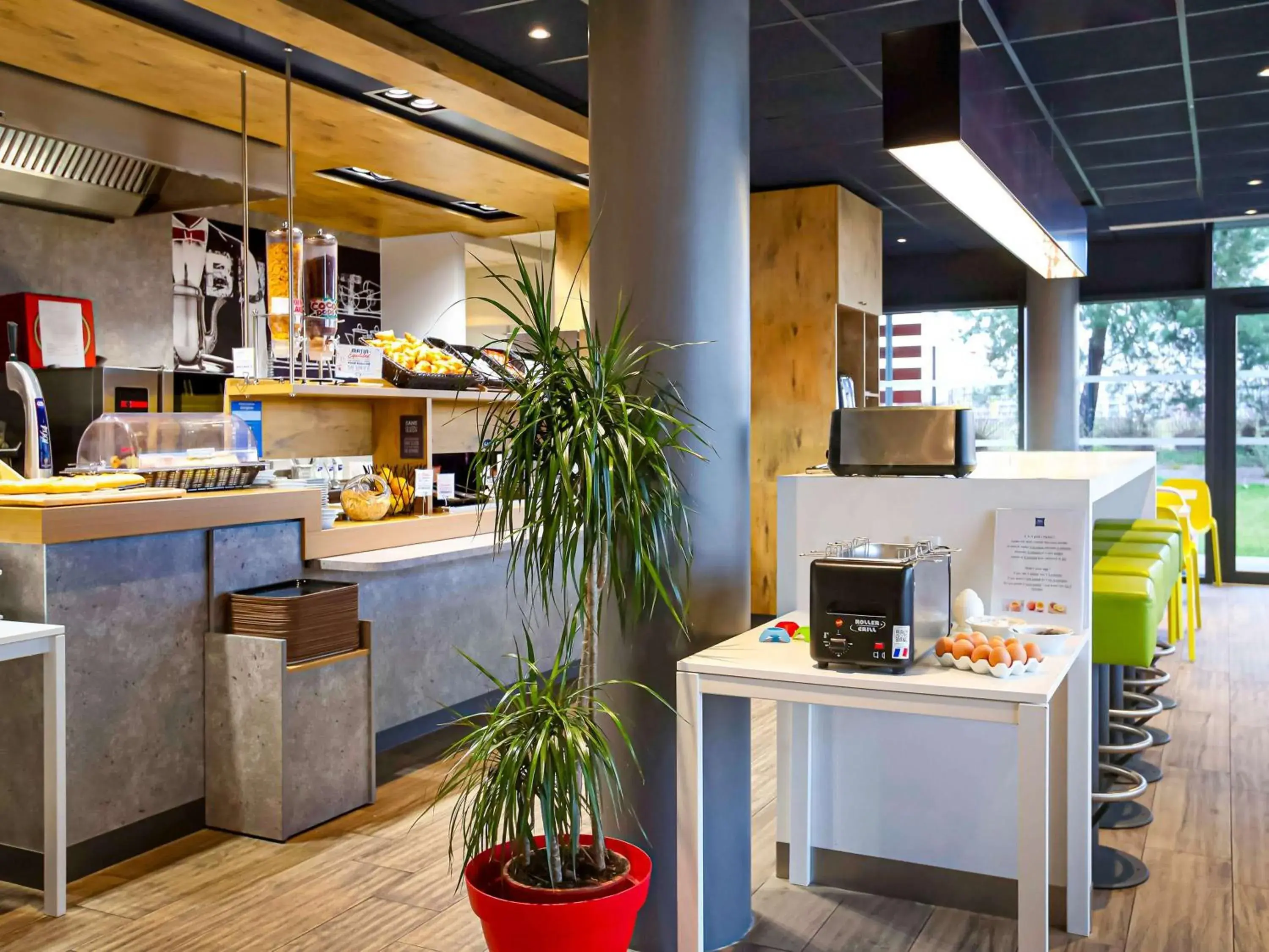 Breakfast in ibis budget Geneve Saint Genis Pouilly Breakfast in ibis budget Geneve Saint Genis Pouilly