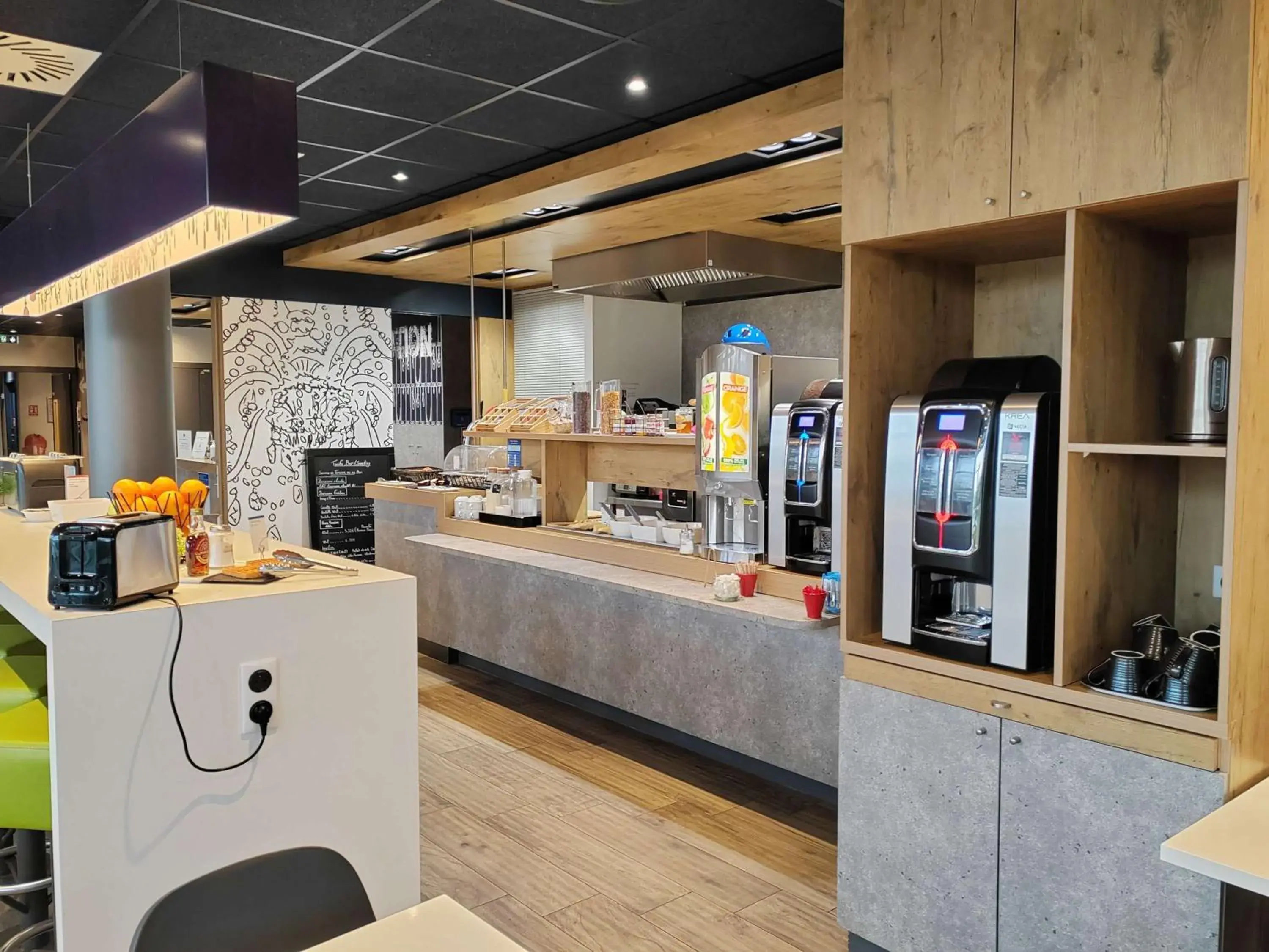 Breakfast in ibis budget Geneve Saint Genis Pouilly Breakfast in ibis budget Geneve Saint Genis Pouilly