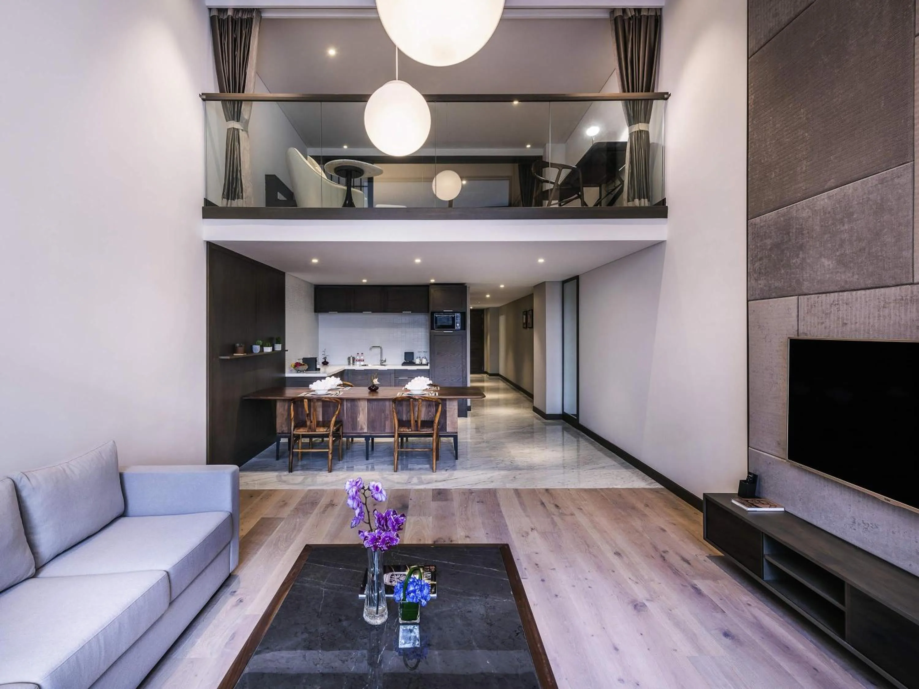 Bedroom in Novotel Suites Shanghai Hongqiao