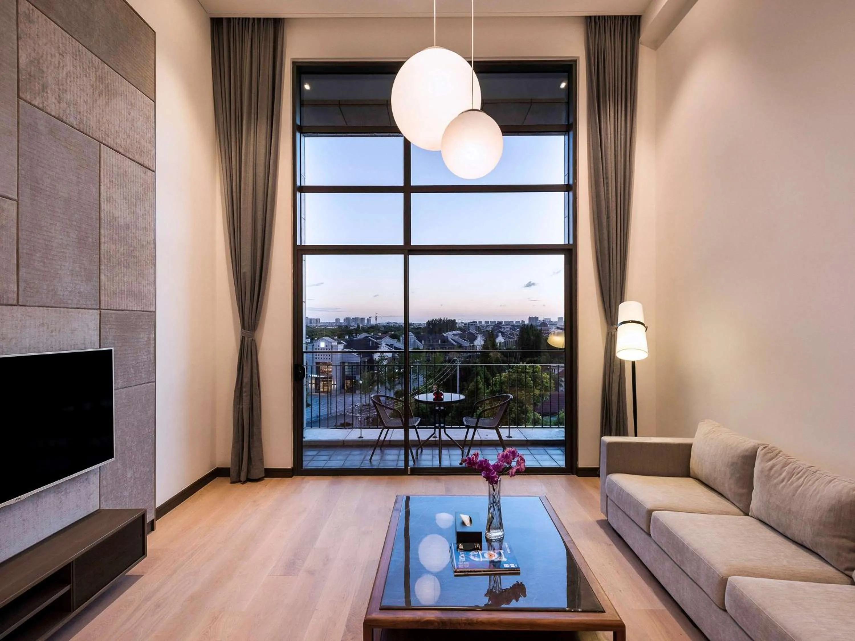 Photo of the whole room in Novotel Suites Shanghai Hongqiao